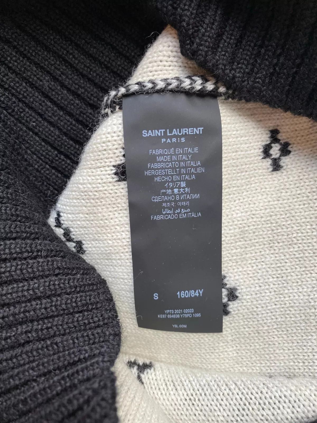 Yves Saint Laurent Yves Saint Laurent B&W Wool Christmas Reindeer Sweater IT S Size US S / EU 44-46 / 1 - 5 Thumbnail