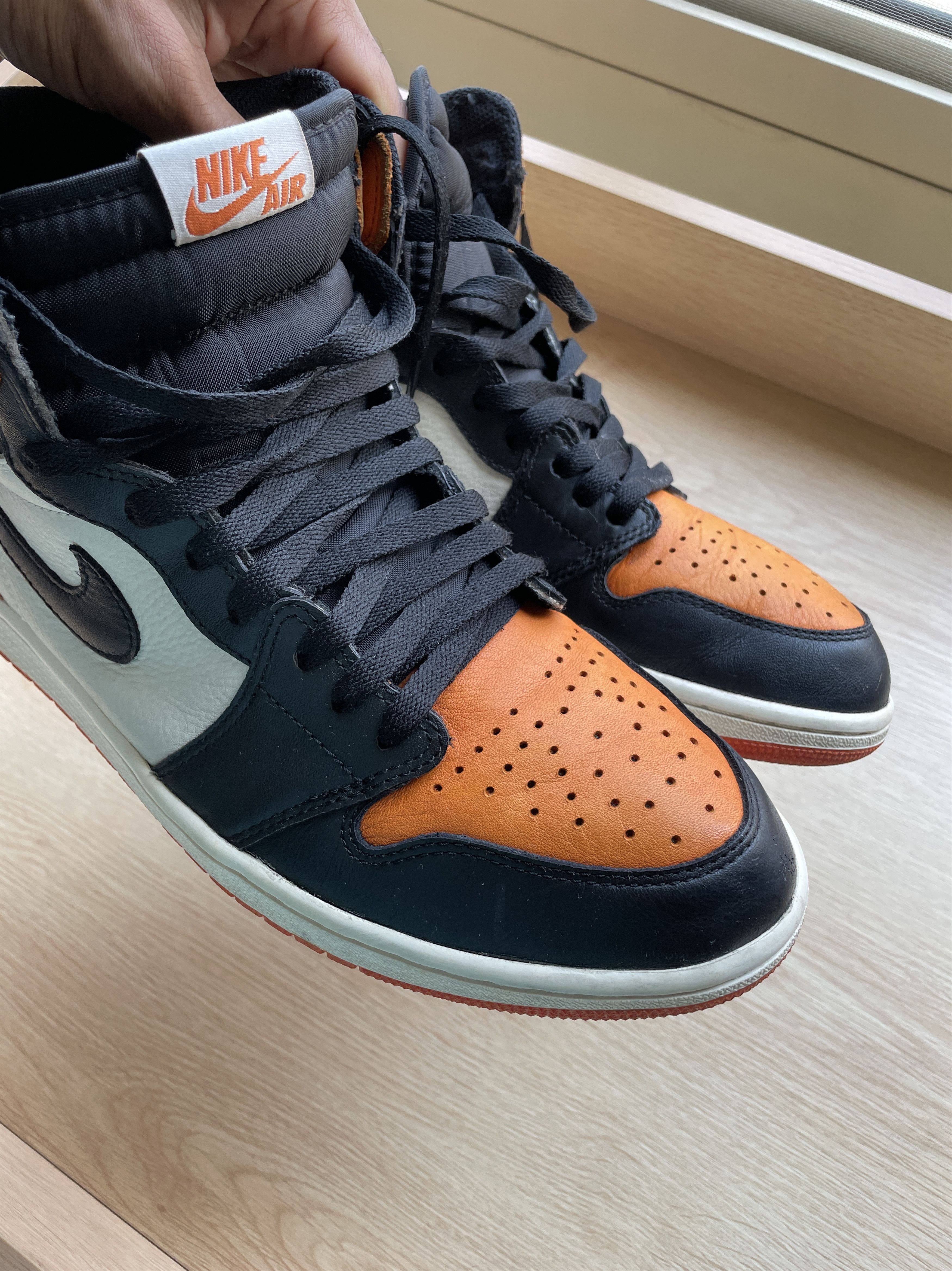 Jordan Brand Air Jordan 1 Retro High OG “Shattered Backboard” 2015 Size US 11 / EU 44 - 8 Thumbnail