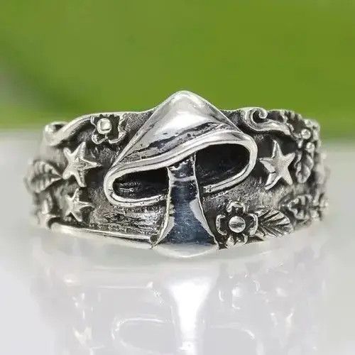 Jewelry Mushroom Ring Size ONE SIZE - 1 Thumbnail
