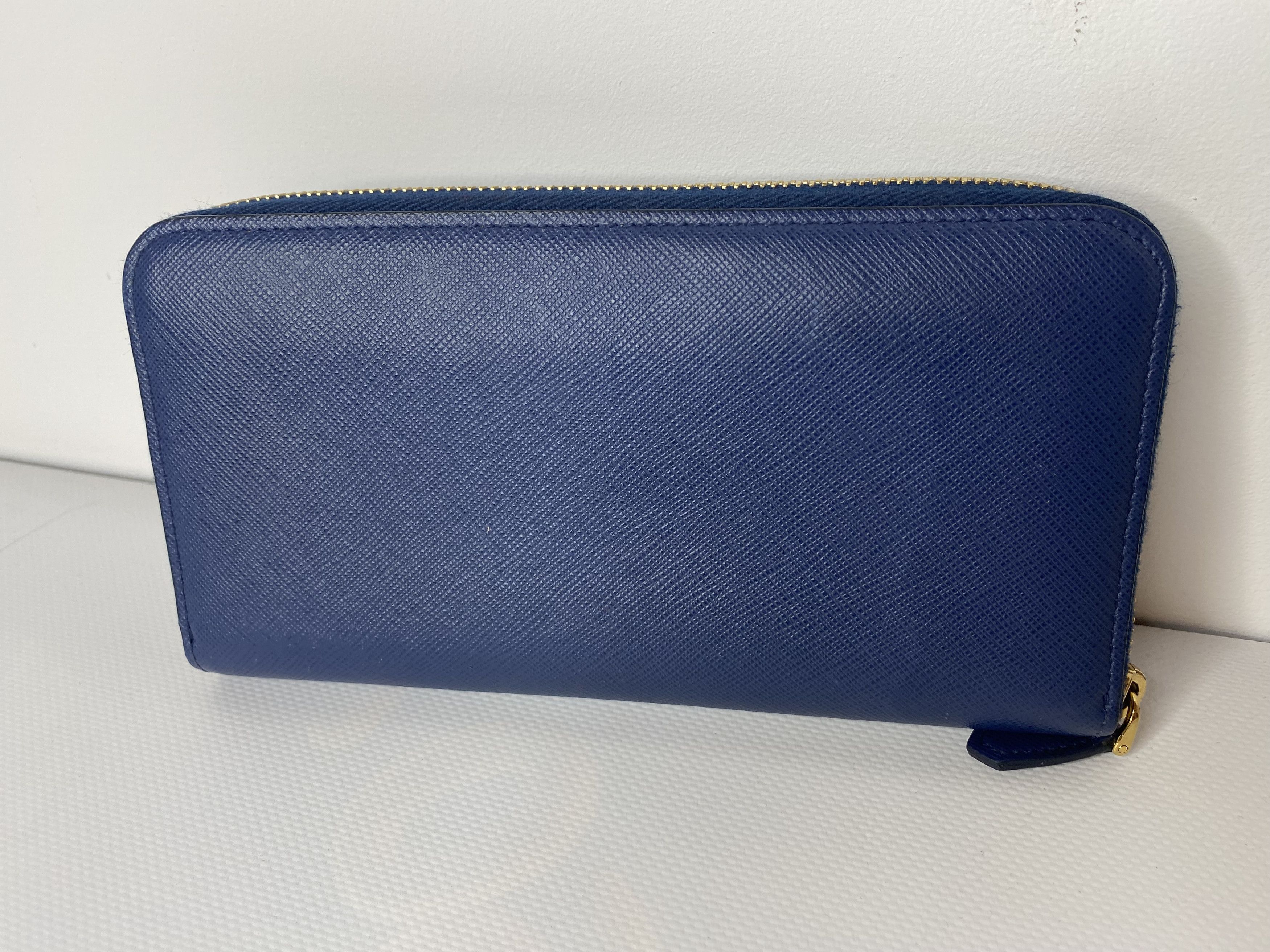 Prada PRADA LONG WALLET SAFFIANO LEATHER LARGE NAVY BLUE ZIP Size ONE SIZE - 2 Thumbnail