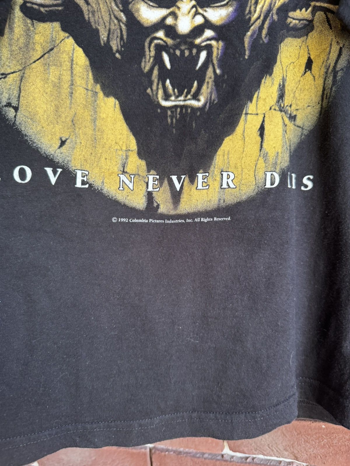 Vintage Vintage 1992 Bram Stokers Dracula Love Never Dies Horror Tee Size US XL / EU 56 / 4 - 6 Thumbnail