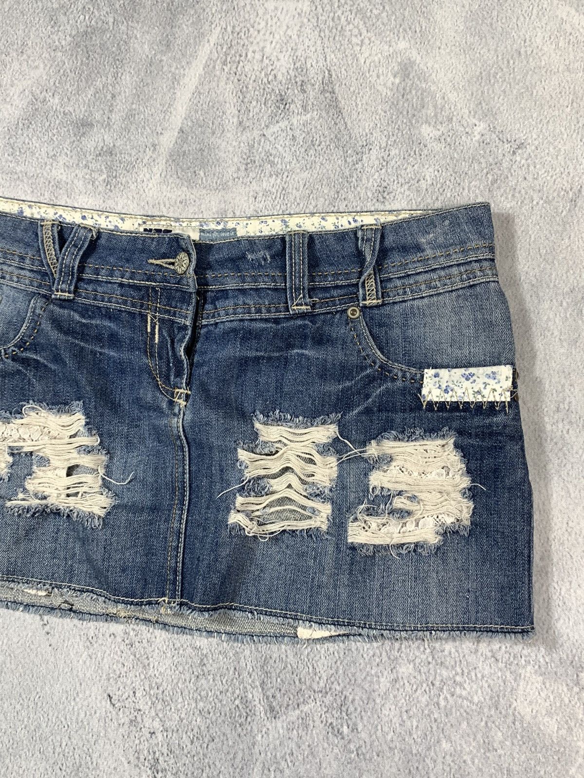 Japanese Brand × Vintage Vintage Y2K denim mini skirt streetwear style size 35 Size 35" - 3 Thumbnail