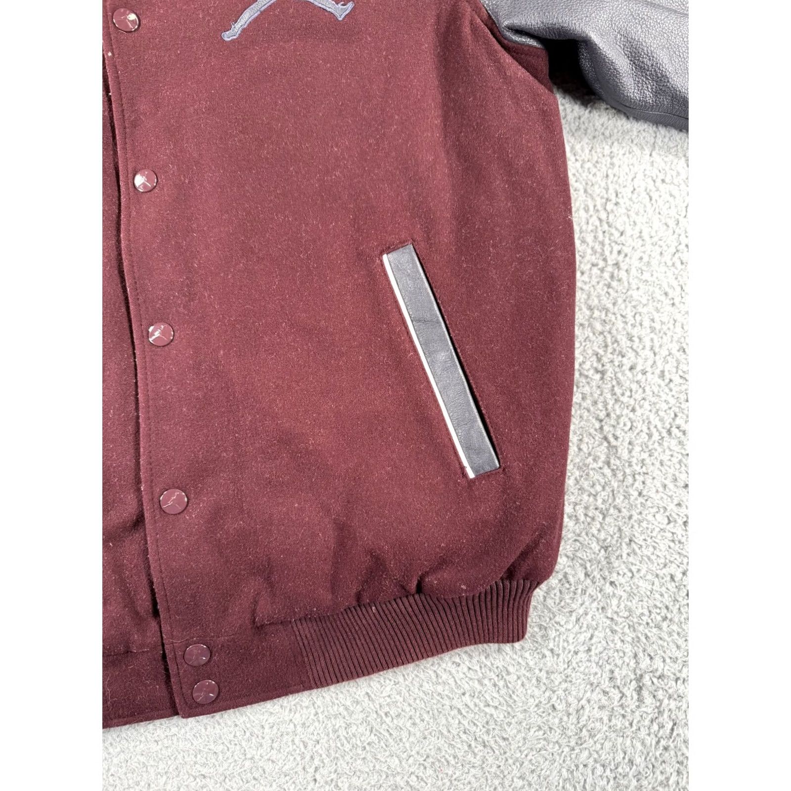 Jordan Brand VINTAGE Jordan Flight Varsity Jacket Mens Large Burgundy Charcoal Jumpman Wool Leather Size US L / EU 52-54 / 3 - 5 Thumbnail