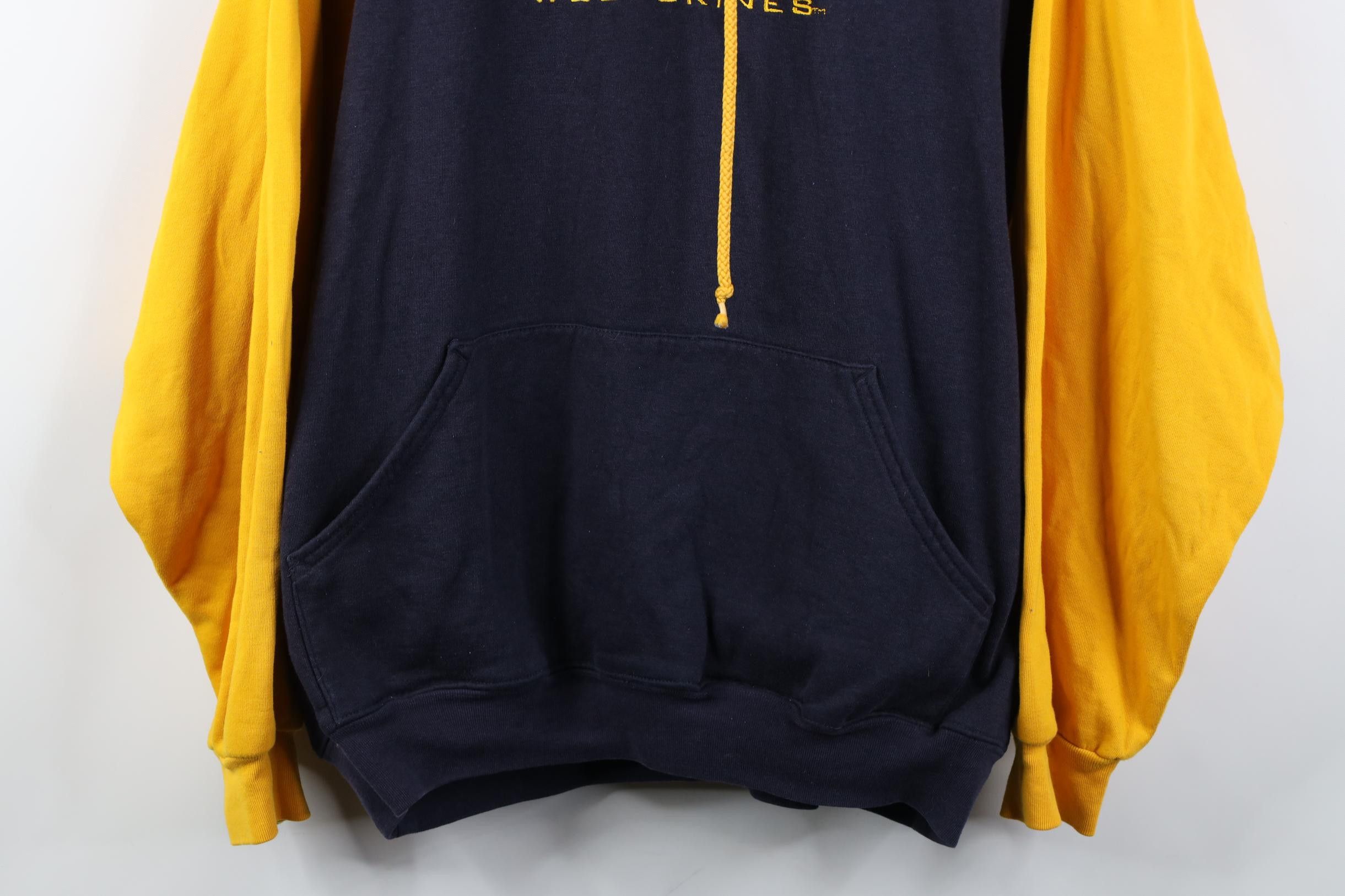 Vintage Vintage 90s Y2k University of Michigan Hoodie Sweatshirt Size US M / EU 48-50 / 2 - 3 Thumbnail