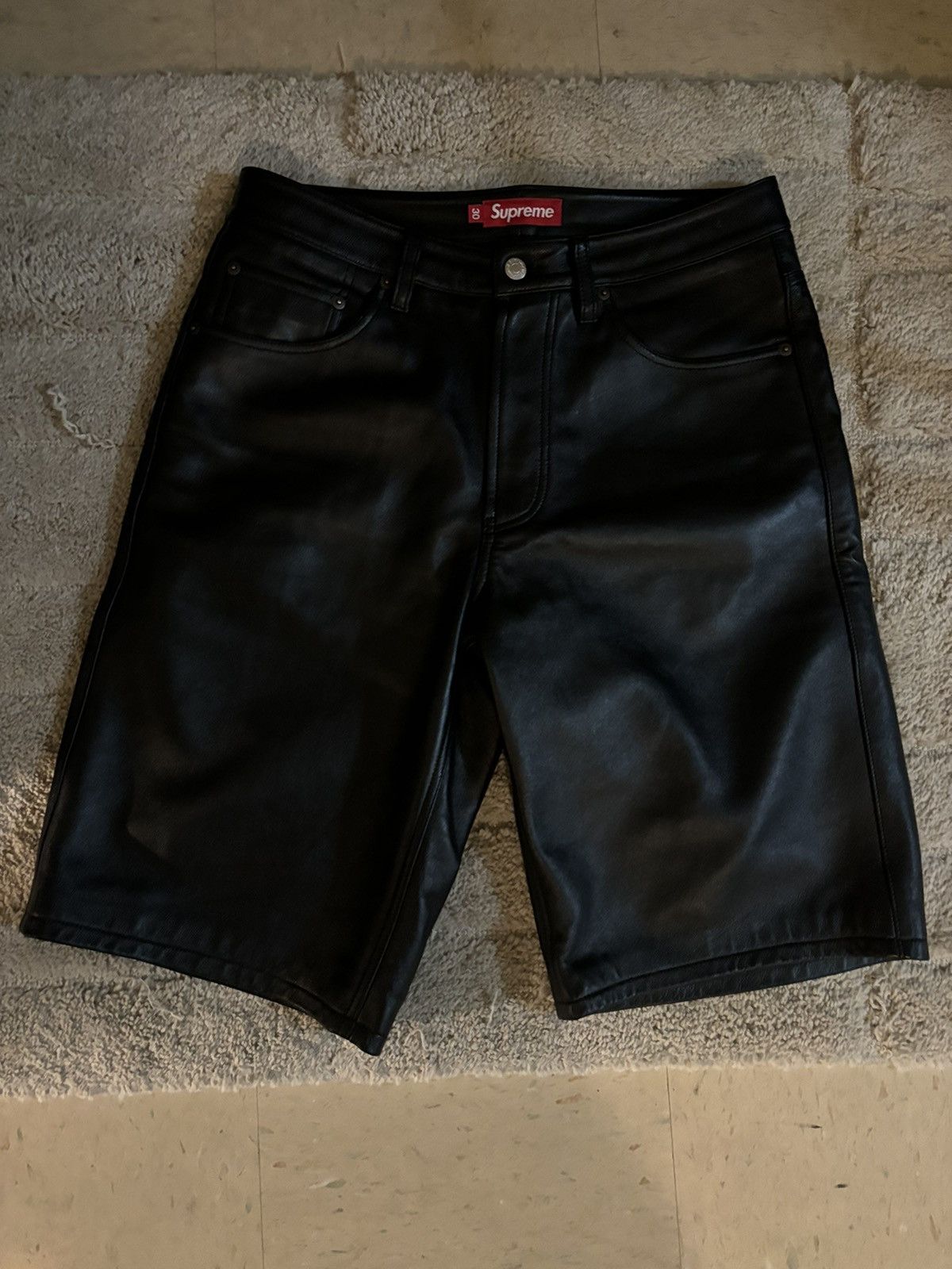 Supreme Baggy Leather Short Black - 24SS | eBay