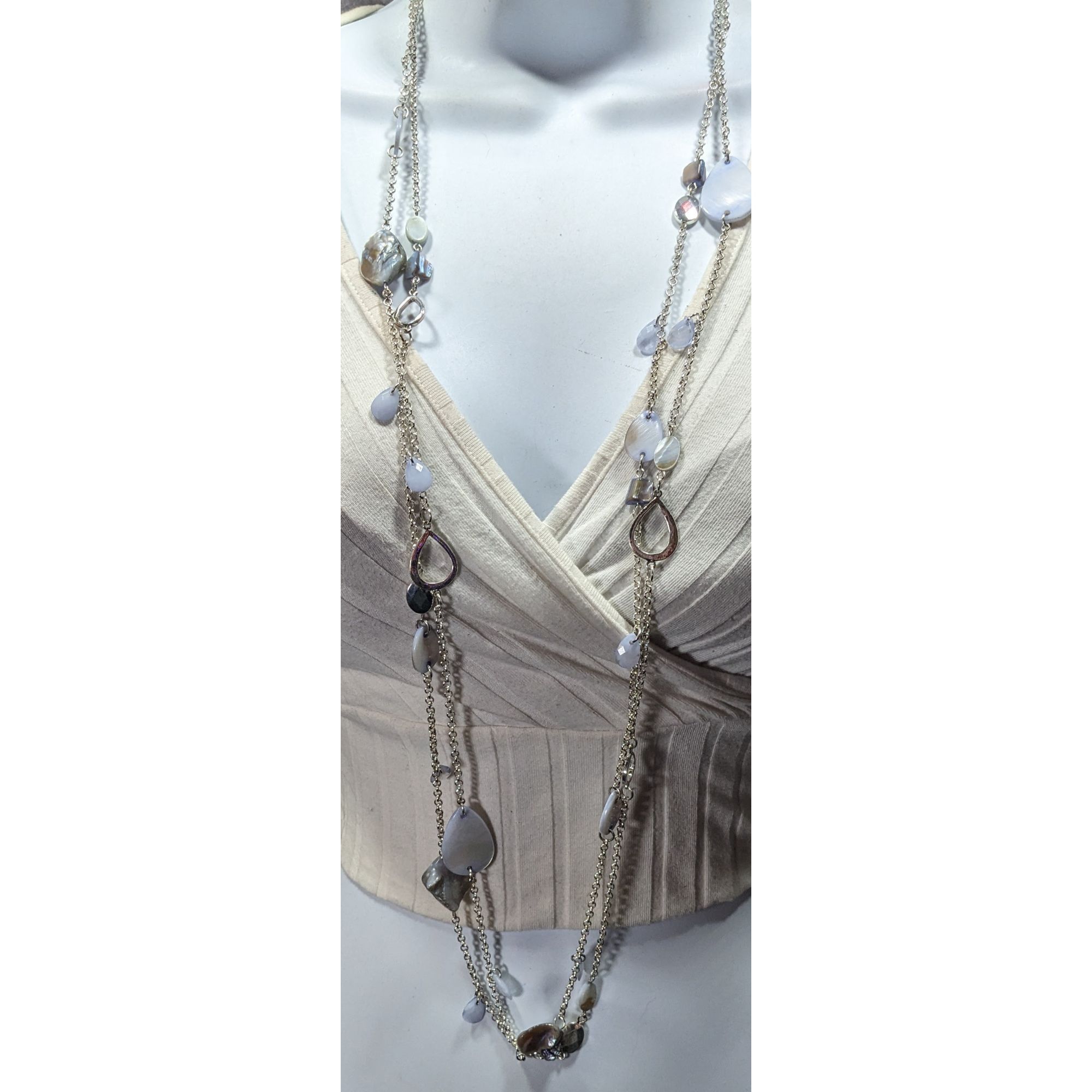 Other Mermaidcore Pastel Blue Shell And Silver Tone Chain Necklace Size ONE SIZE - 2 Thumbnail