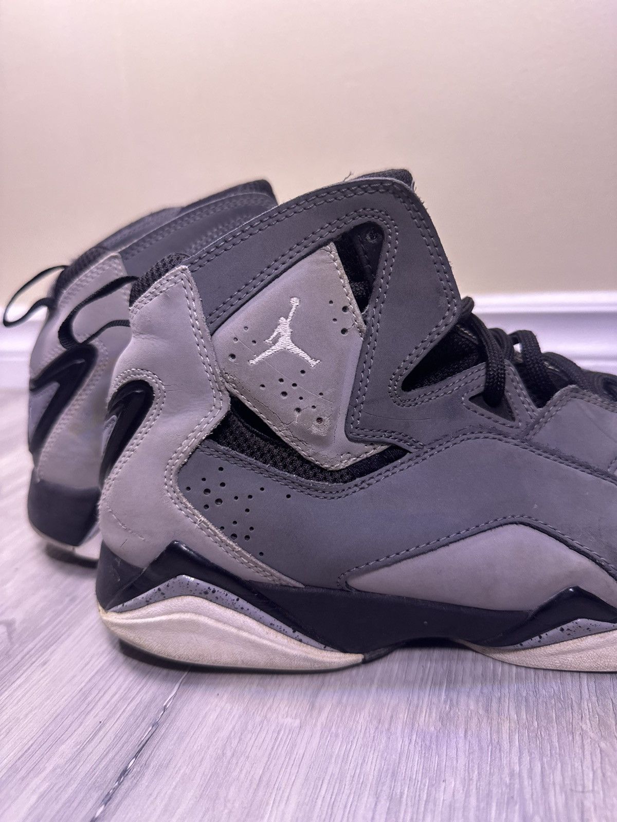 Jordan Brand Jordan True Flight Cool Grey Size US 10.5 / EU 43-44 - 8 Thumbnail