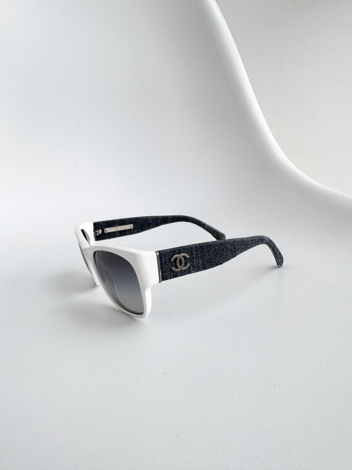 Chanel Chanel sunglasses vintage Size ONE SIZE - 1 Thumbnail