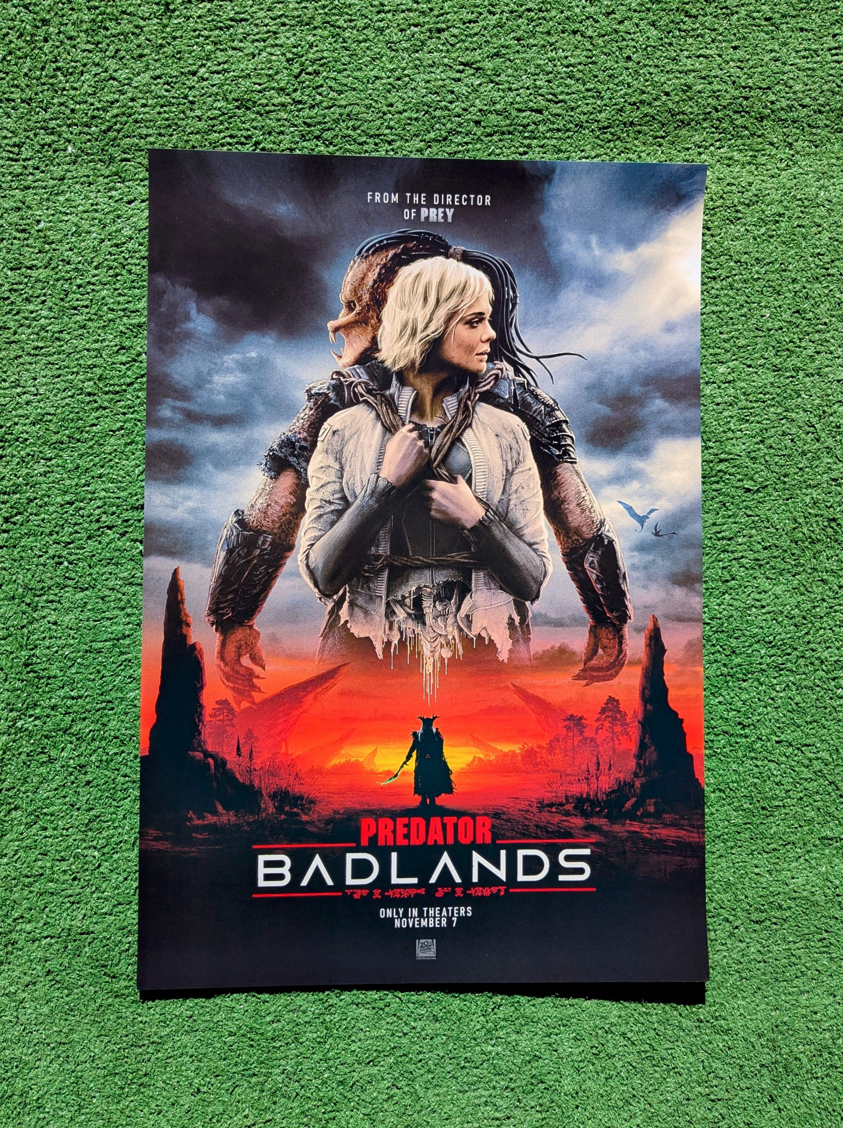 Other Predator Badlands SDCC 2025 Hall H Comic-Con 13x19 Poster Size ONE SIZE - 3 Thumbnail