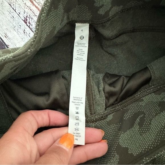 Lululemon Lululemon Ready to Rulu Jogger 29" Heritage Camo Dark Olive Size 27" / US 4 / IT 40 - 8 Thumbnail