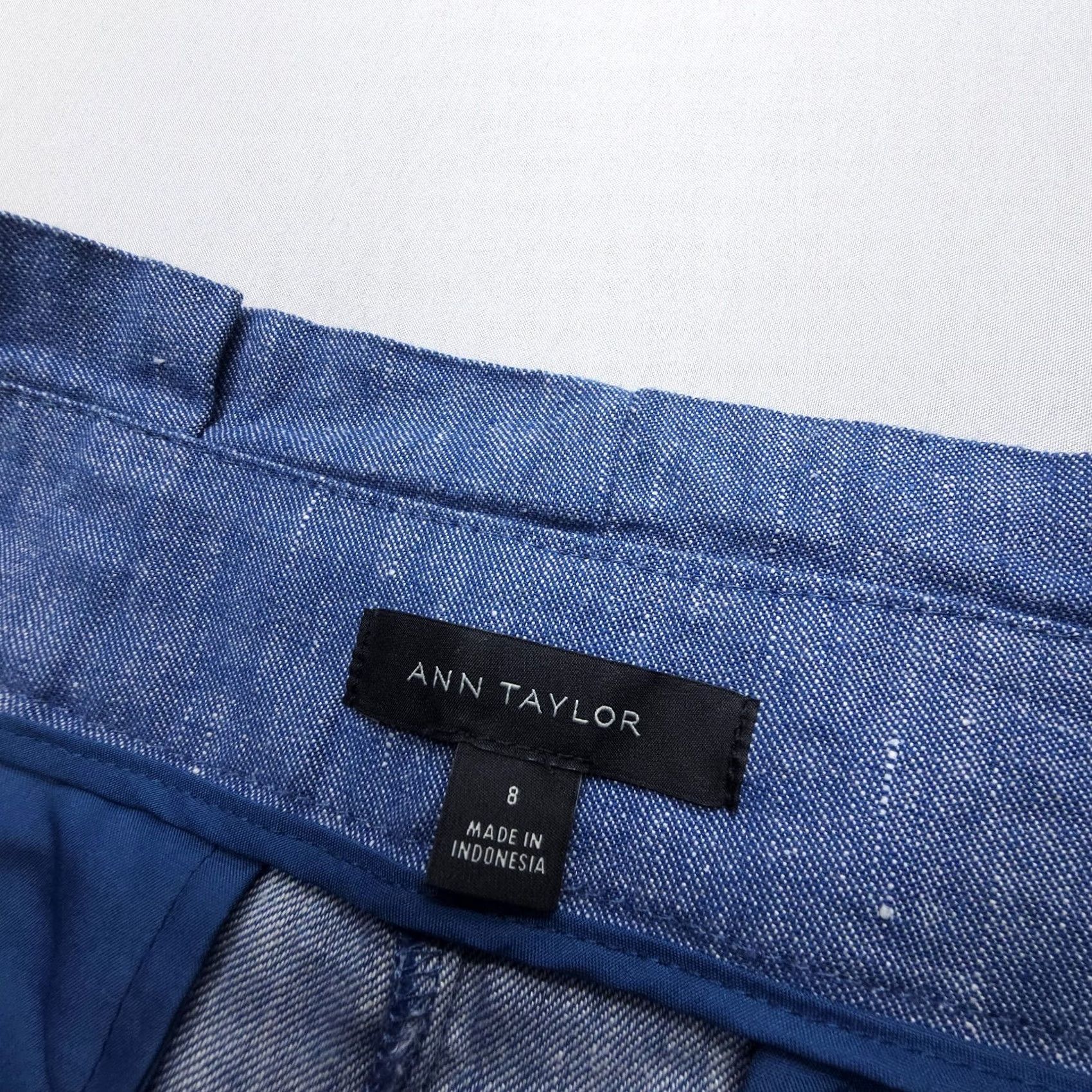 Ann Taylor Ann Taylor Linen Cotton High Rise Relaxed Taper Pants Size 8 Blue Coastal Pleat Size 30" / US 8 / IT 44 - 2 Thumbnail