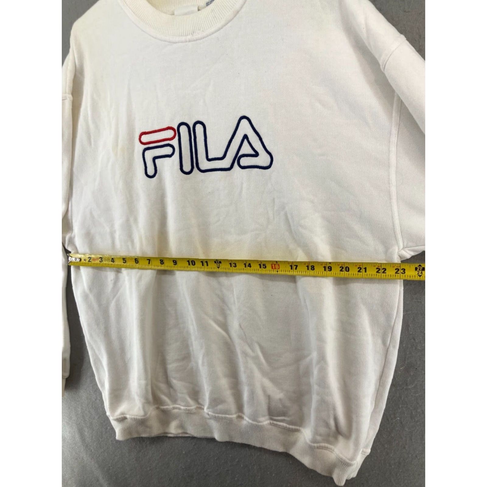 Fila Fila Athletic Sweatshirt XL White Pullover Crew Neck 90s Mens Size US XL / EU 56 / 4 - 2 Thumbnail