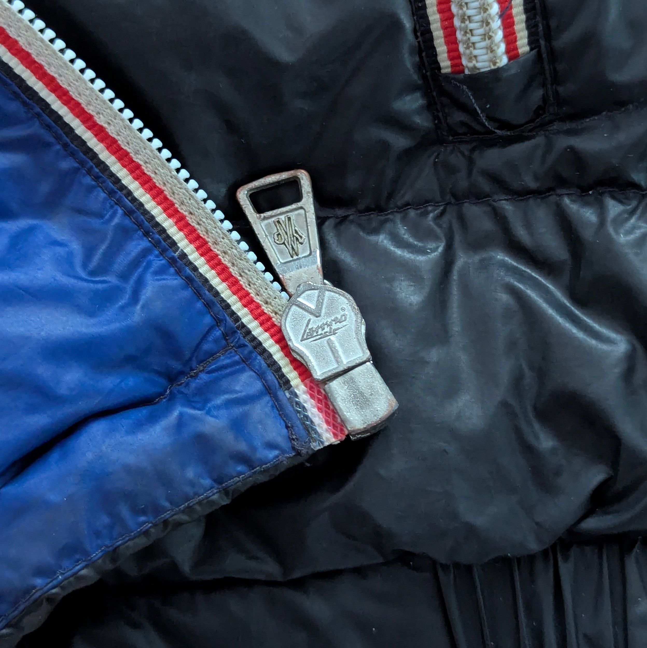 Moncler MONCLER Athens Giubbotto Down Children Jacket 10 Year 140cm Size US XXS / EU 40 - 9 Thumbnail