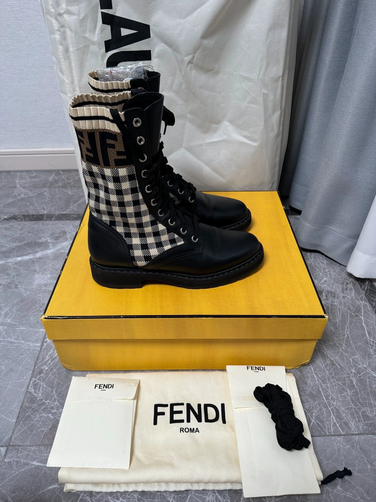 Fendi Fendi Black & White Check Knit Martin Boots 36 98 New Size US 5.5 / IT 35.5 - 8 Thumbnail