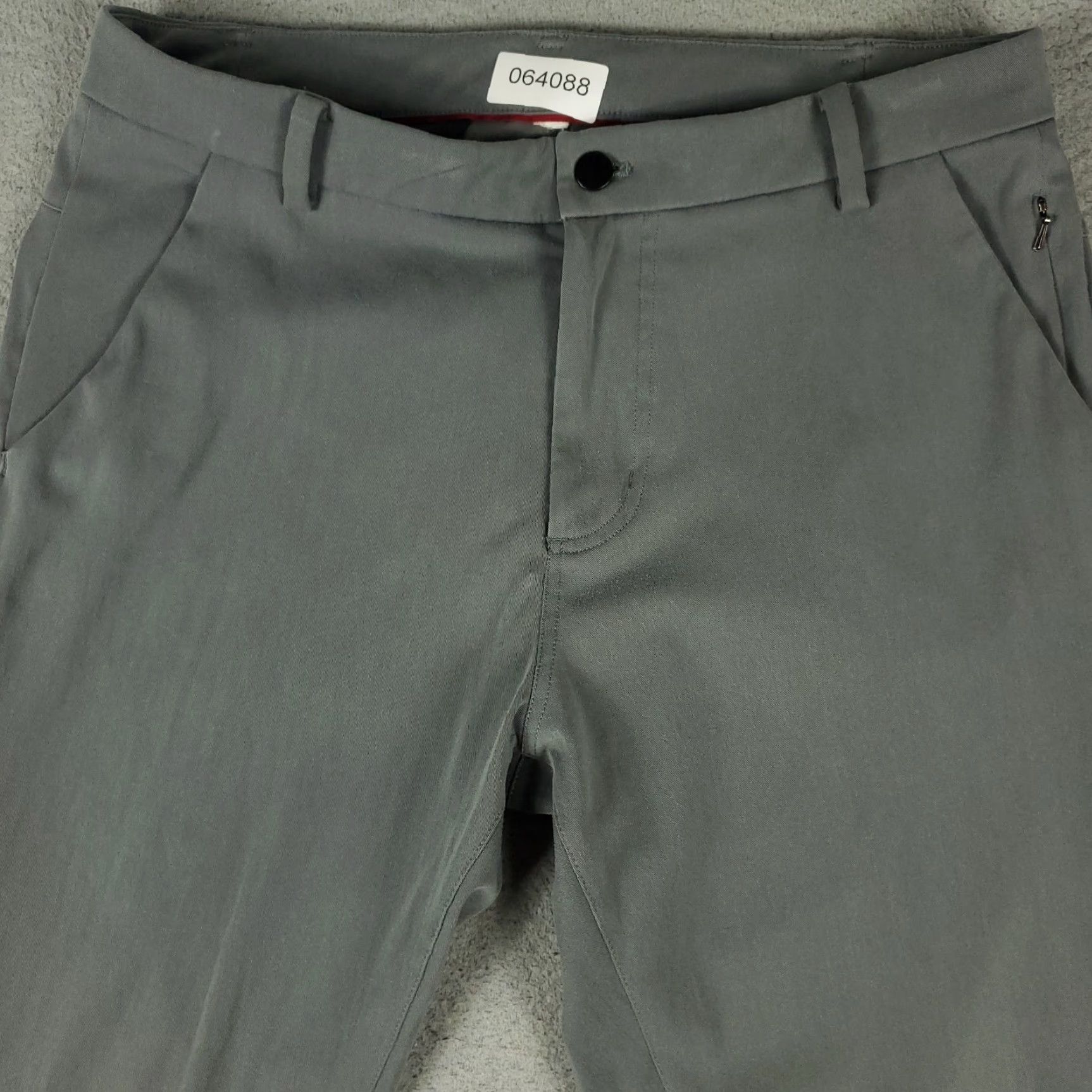 Lululemon Lululemon Pants Mens 34x27 Gray Commission Slash Pockets Chino Trousers Size US 34 / EU 50 - 2 Thumbnail
