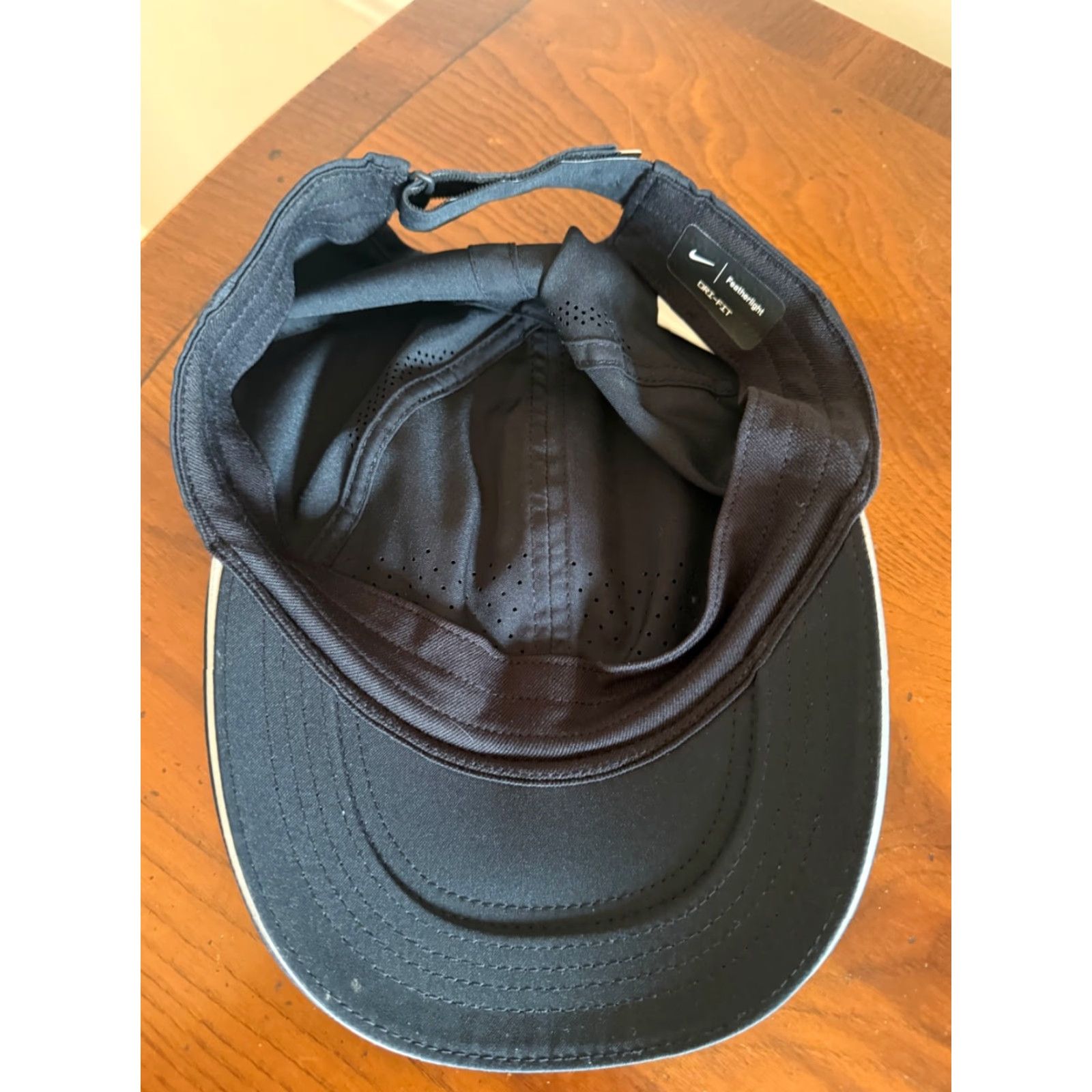 Nike Nike Featherlight Dri-FIT Hat Cap Adjustable One Size Black Running Sports Mens Cap Size ONE SIZE - 4 Thumbnail