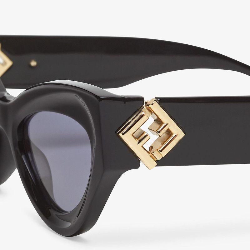 Fendi o1s1wg110426 Size:OS/Ff Diamonds in Black Size ONE SIZE - 3 Thumbnail
