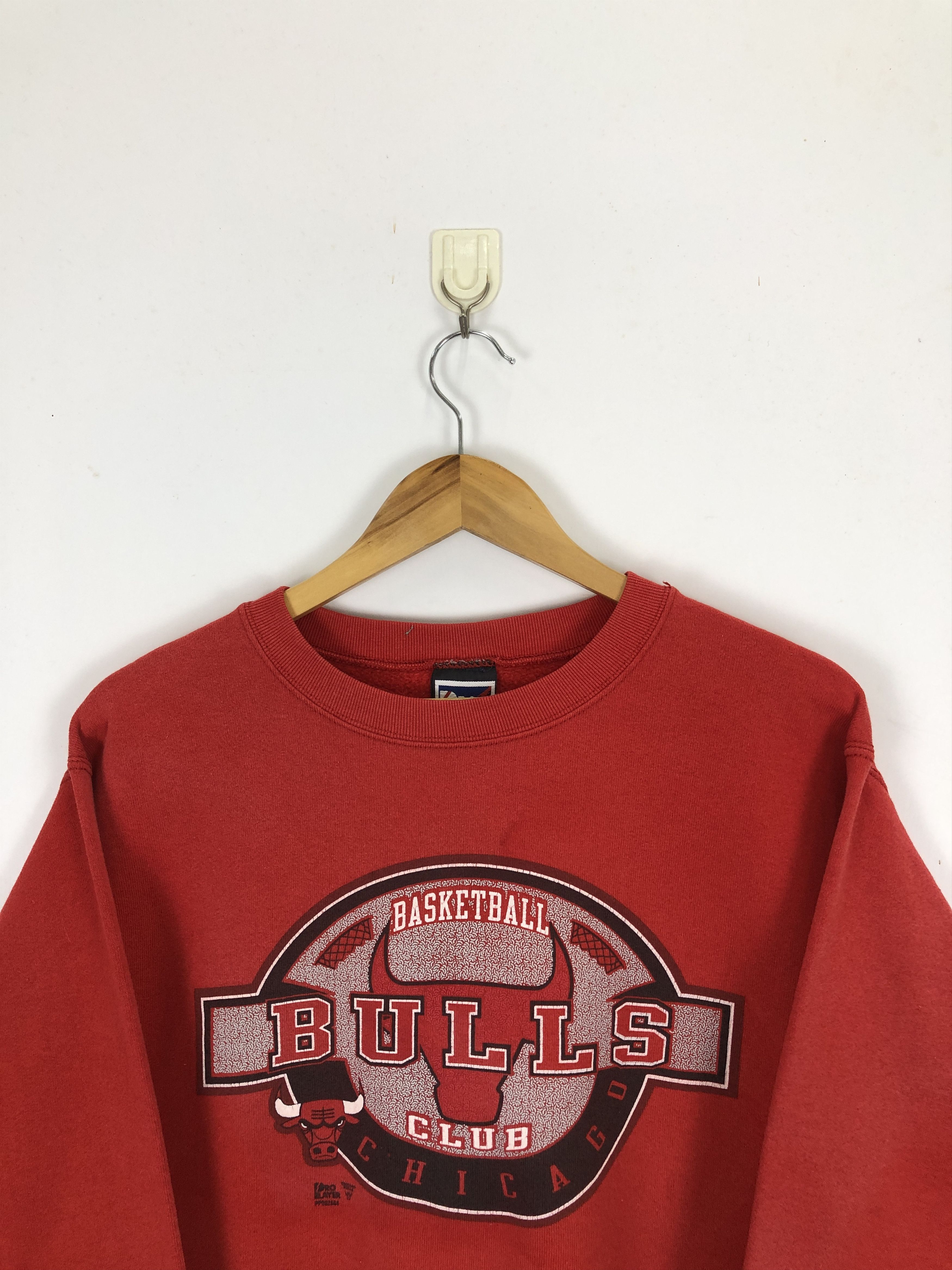 NBA × Vintage Vintage 90s NBA Chicago Bulls Crewneck Sweatshirt J1717 Size US L / EU 52-54 / 3 - 2 Thumbnail