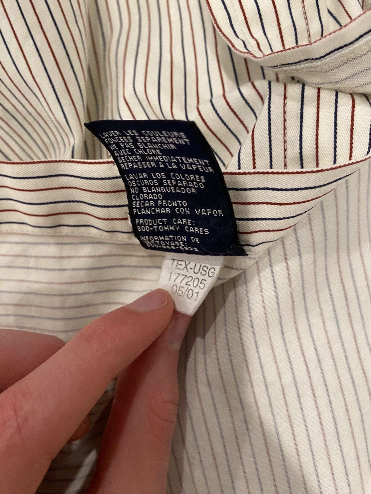 Tommy Hilfiger Vintage Tommy Hilfiger Crest Button Up Shirt Size US L / EU 52-54 / 3 - 6 Thumbnail
