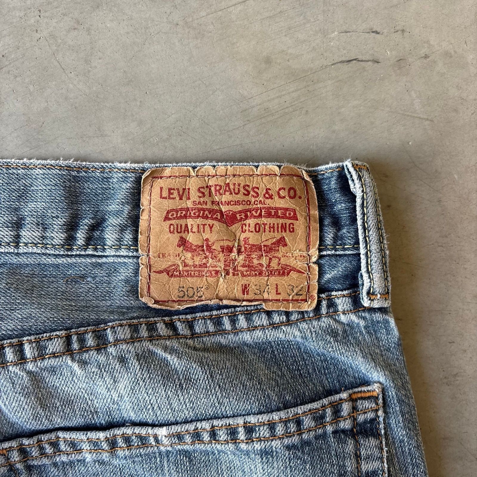Levi's vintage faded washed distressed jean shorts Size US 34 / EU 50 - 5 Thumbnail