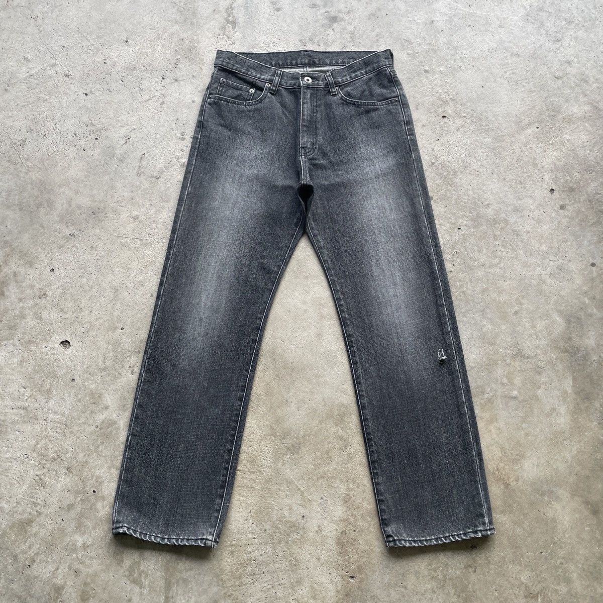 Japanese Brand Vintage Japanese Black Faded Jeans Pants Denim w30x28.5 Size US 34 / EU 50 - 1 Thumbnail