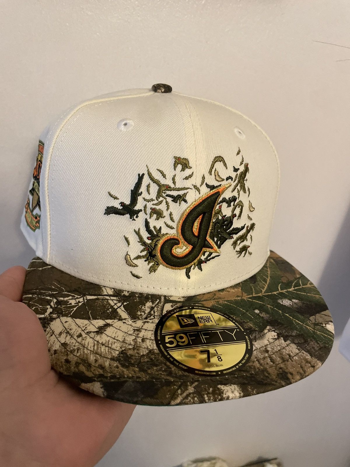 image of Myfitteds Cleveland Indians Real Tree Camo Jacobs Field in White, Men's