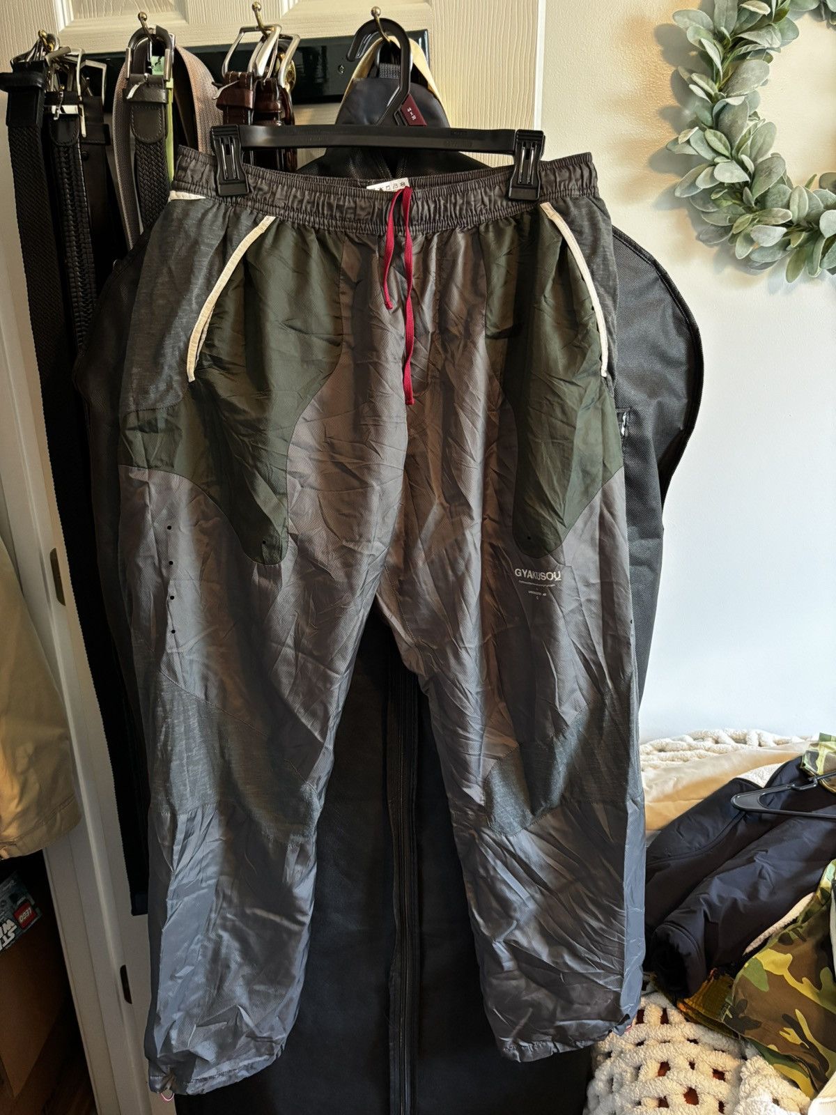 Gyakusou Nike Gyakusou Running Track Pants Grey Size US 33 - 1 Thumbnail
