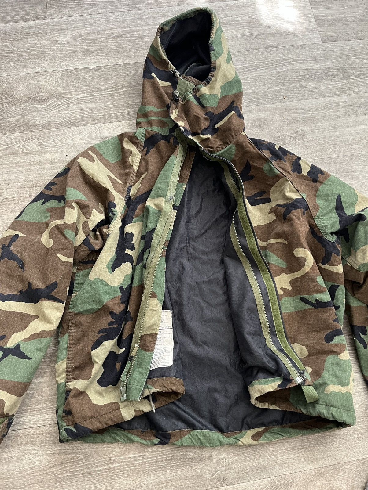 Vintage Hooded camo jacket Size US L / EU 52-54 / 3 - 2 Thumbnail