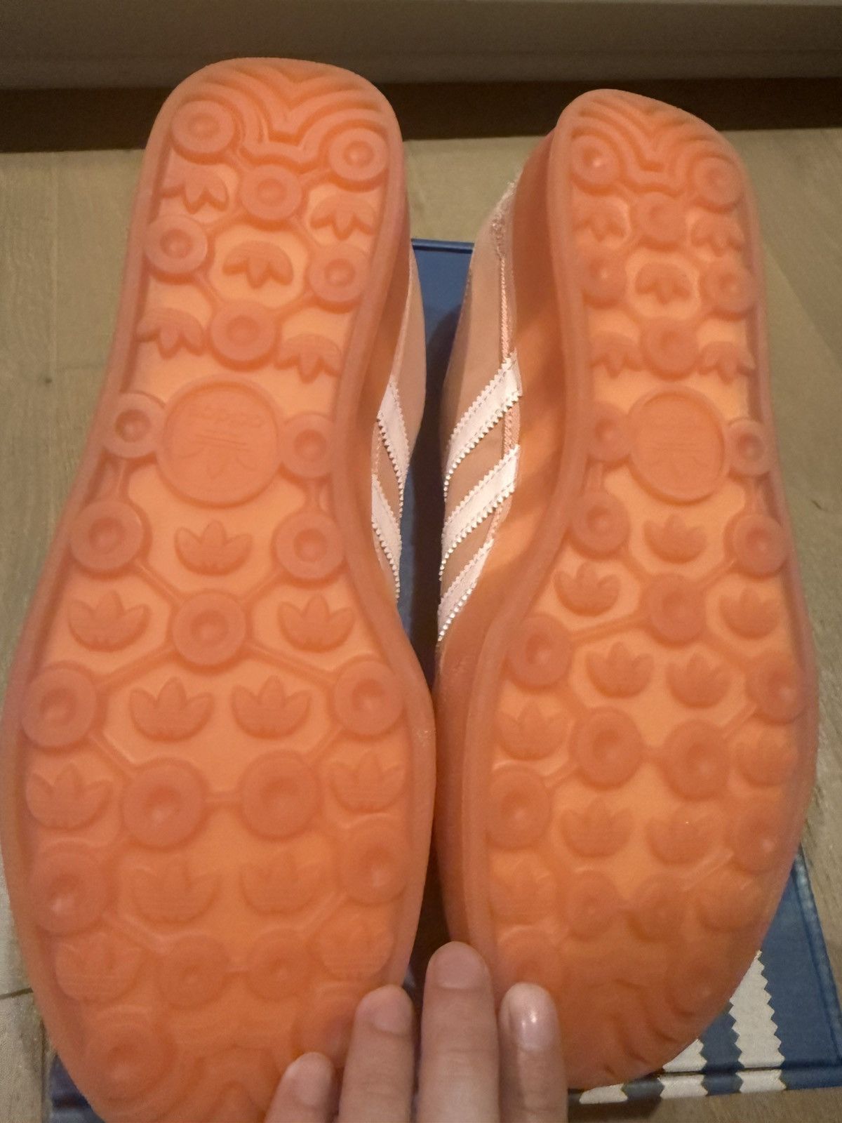 Adidas adidas Bad Bunny x Gazelle Indoor Cabo Rojo Size US 10 / EU 43 - 7 Thumbnail