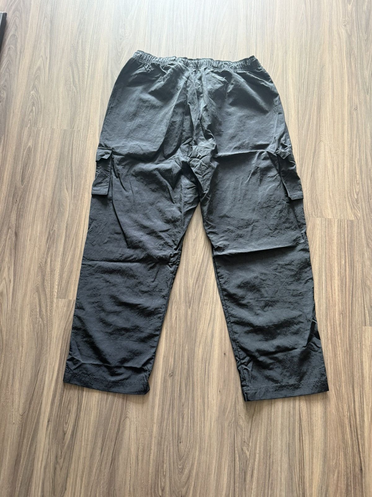 Nike Nike Women’s Oversized Cargo Pants Black Large Worn Once Size 34" / US 12 / IT 48 - 4 Thumbnail