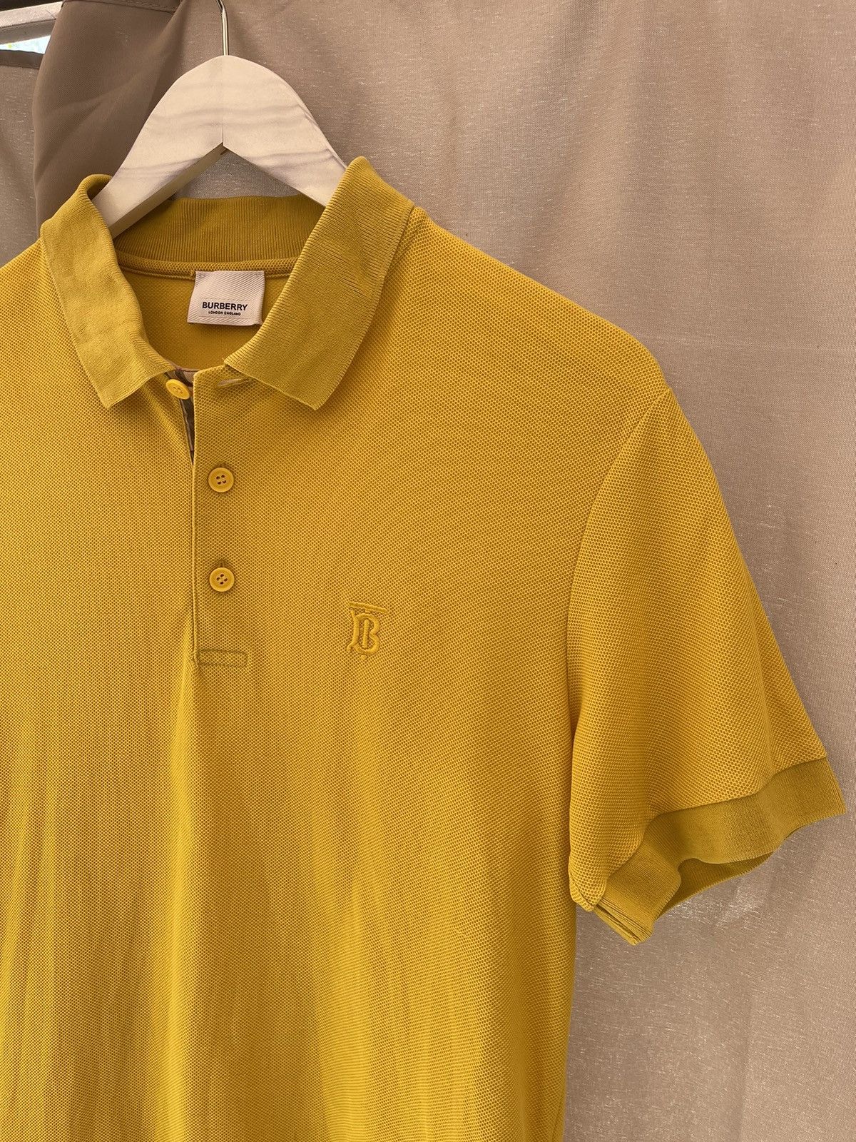 Burberry Burberry Yellow Polo shirt new collection Size US S / EU 44-46 / 1 - 1 Thumbnail