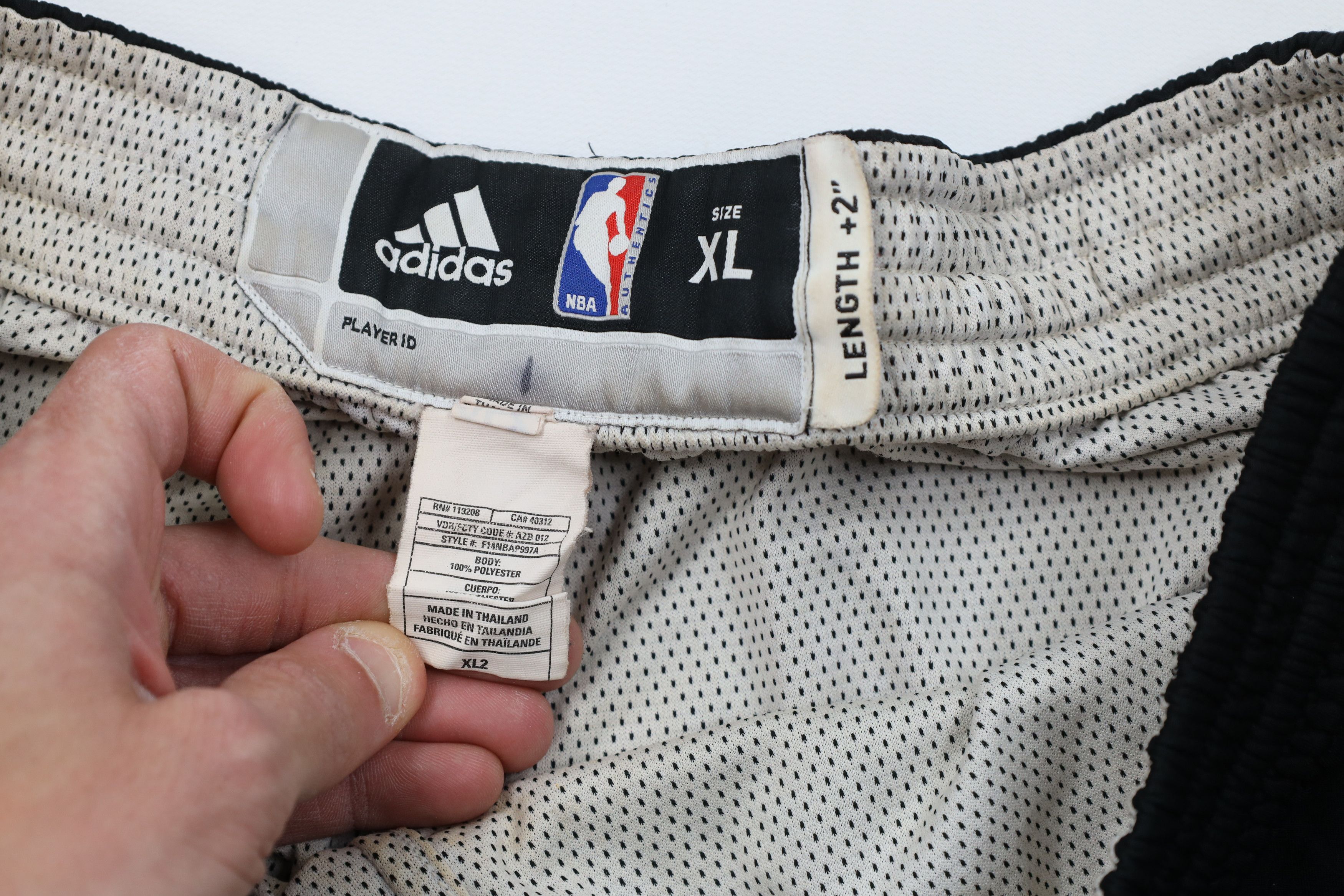 Adidas Adidas NBA Authentics Practice Worn Derrick Rose Shorts Size US 36 / EU 52 - 7 Thumbnail
