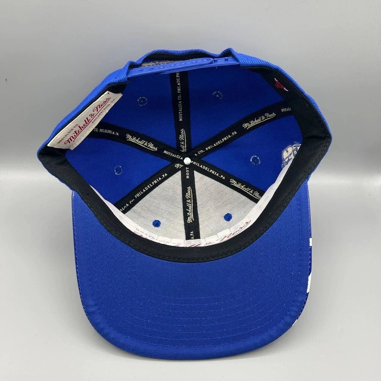Mitchell & Ness Chicago Bulls NBA Hat Men Blue The Finals Snap Back Cap Size ONE SIZE - 2 Thumbnail