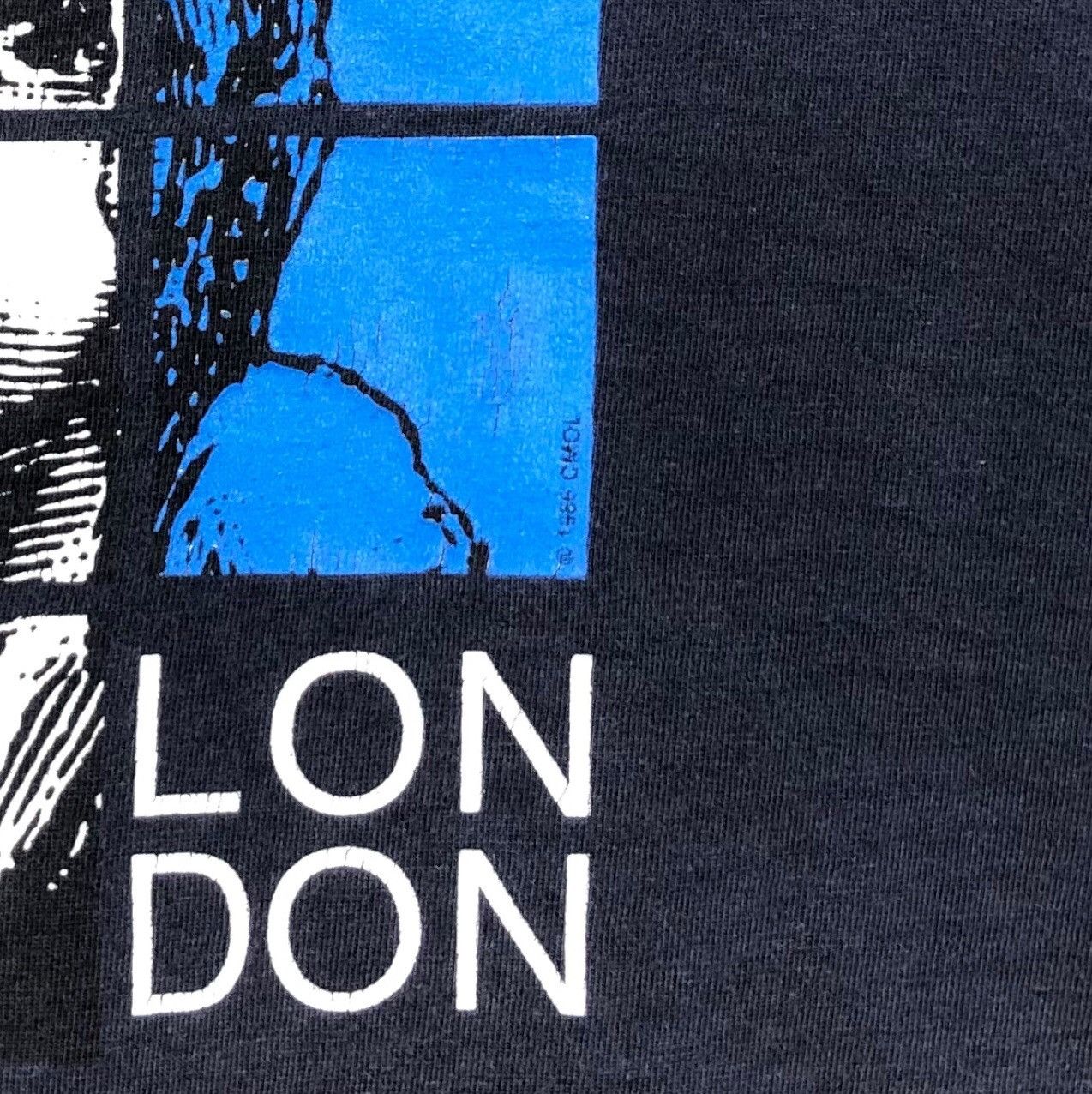 Vintage VTG Les Miserables London Crew Neck T-Shirt Tee Navy Blue Size US L / EU 52-54 / 3 - 3 Thumbnail