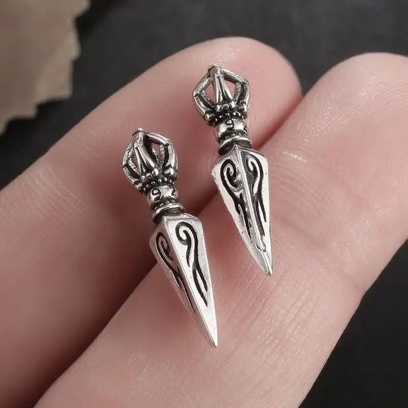Jewelry × Vintage Retro Dorje Phurba Dagger Earrings Size ONE SIZE - 1 Thumbnail