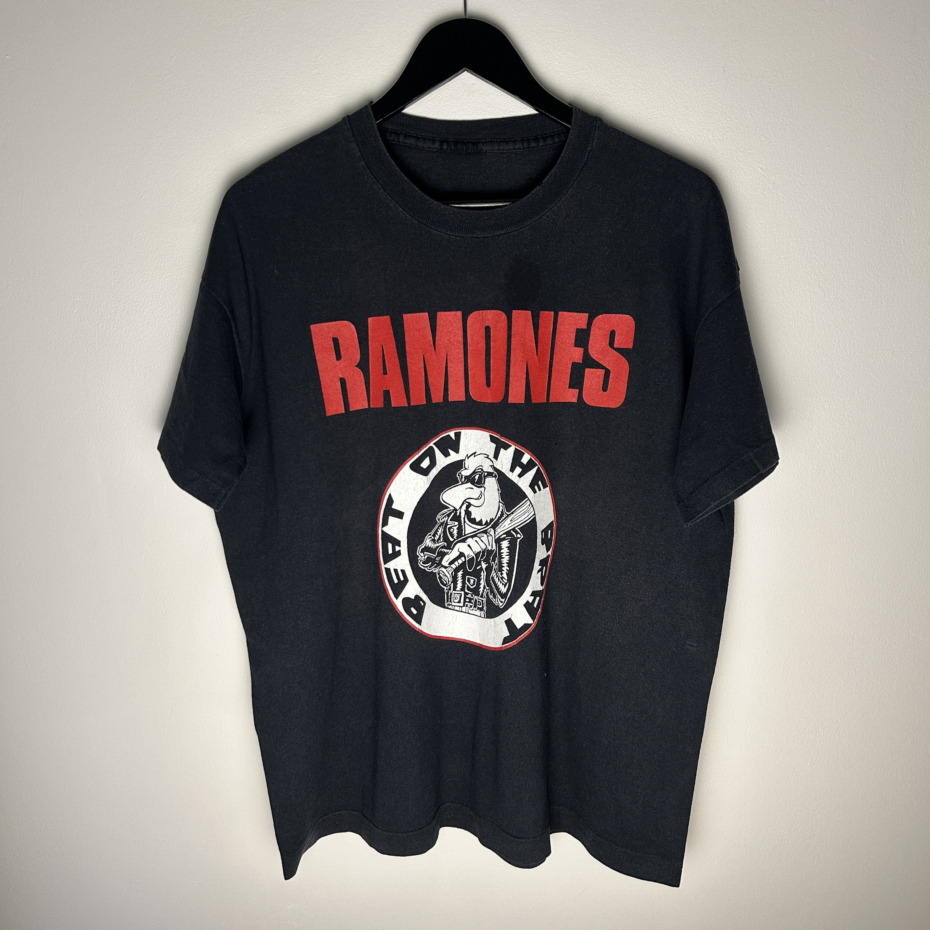 Band Tees Vintage Ramones Beat On The Brat 90’s Band T-shirt Size US XL / EU 56 / 4 - 1 Thumbnail