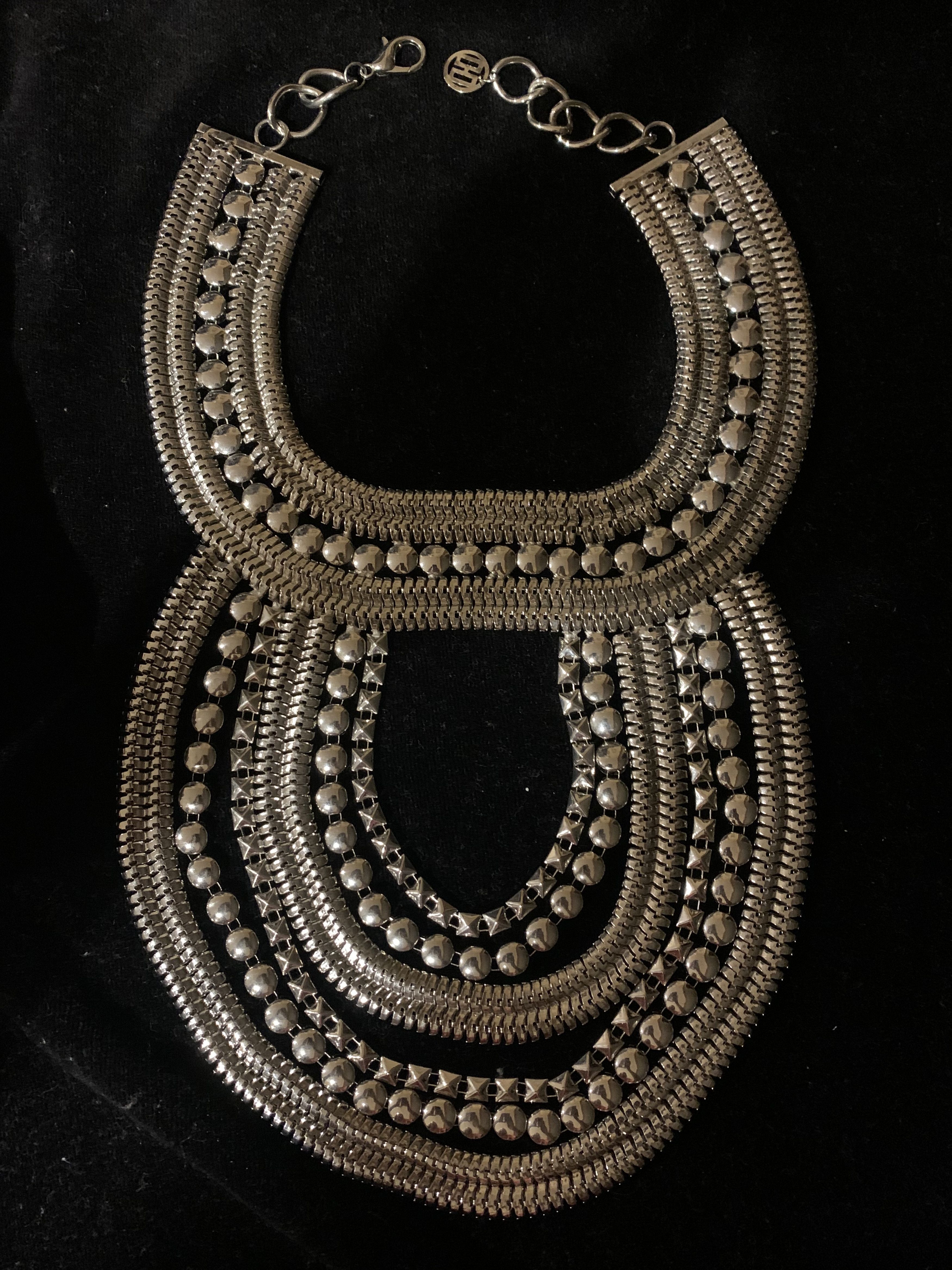 Other Happiness Boutique Discontinued Statement Necklace Size ONE SIZE - 1 Thumbnail