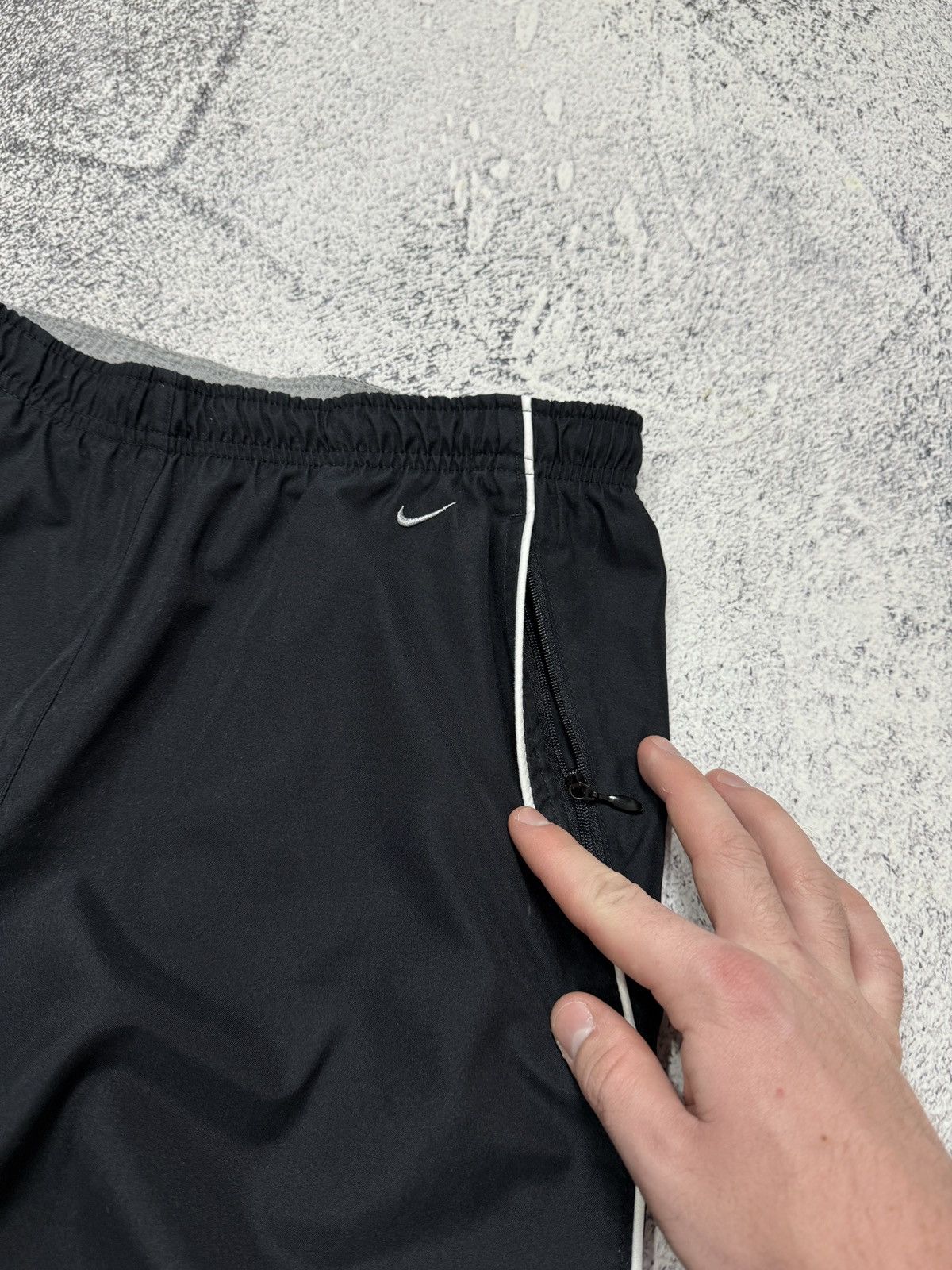 Nike OOs Nike Vintage Nylon Baggy Swoosh Parachute Track Pants Size US 32 / EU 48 - 7 Thumbnail