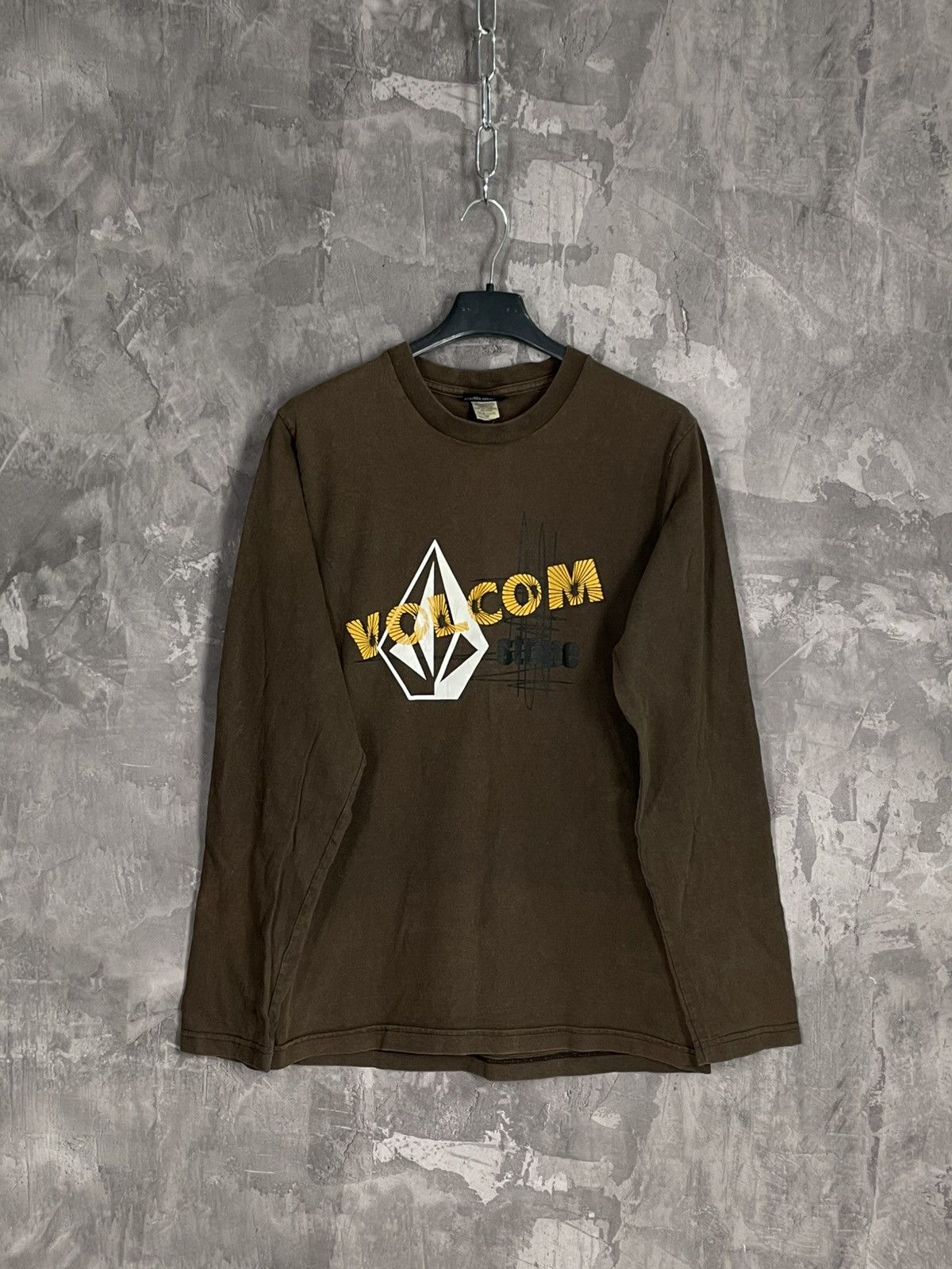 Vintage × Volcom Crazy 90s Volcom Stone Skate Y2K Logo Boxy Brown Longsleeve Size US M / EU 48-50 / 2 - 1 Thumbnail