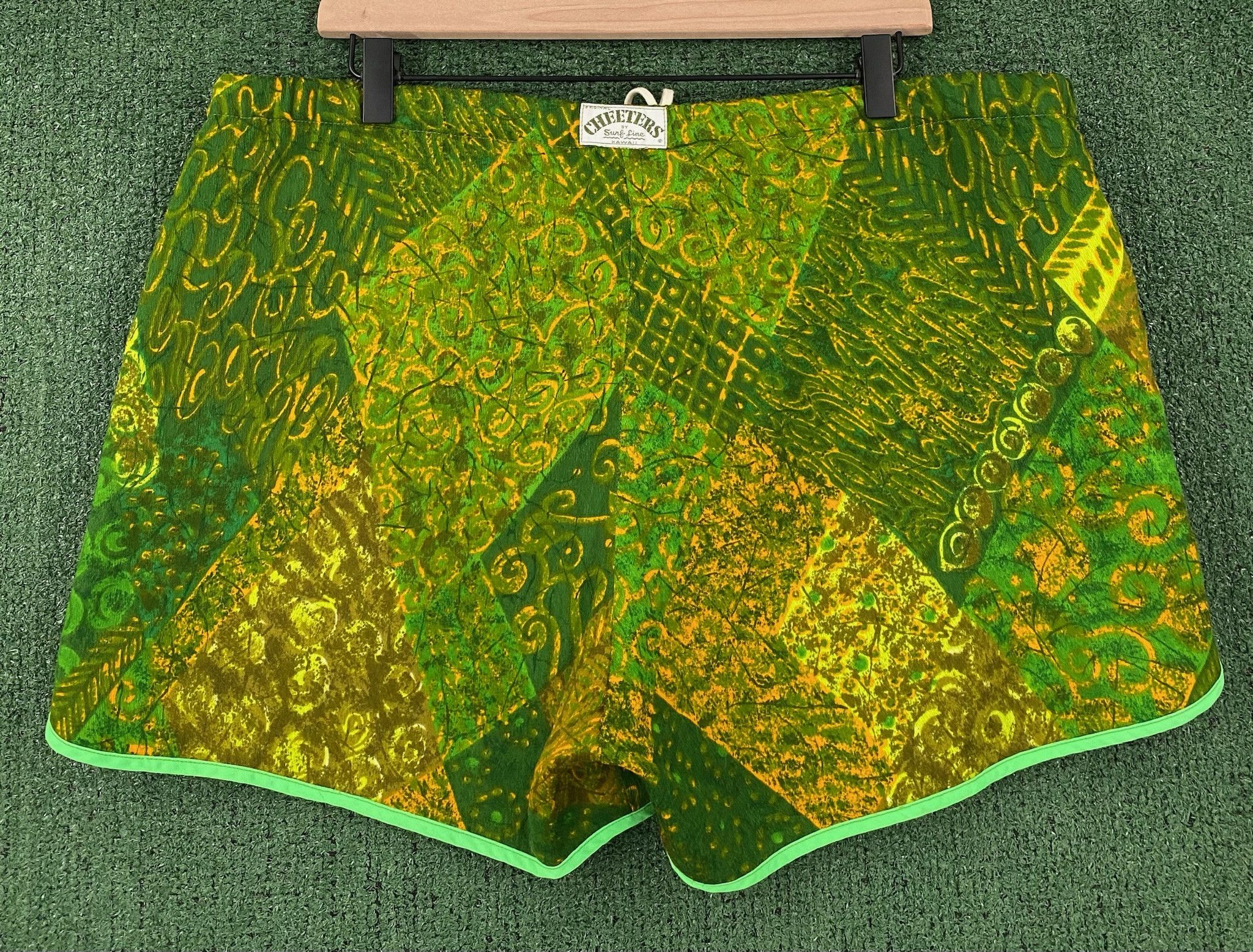 Vintage 90’s Cheeters Surf Line Hawaii Green Patterned Shorts Large Size US 36 / EU 52 - 5 Thumbnail