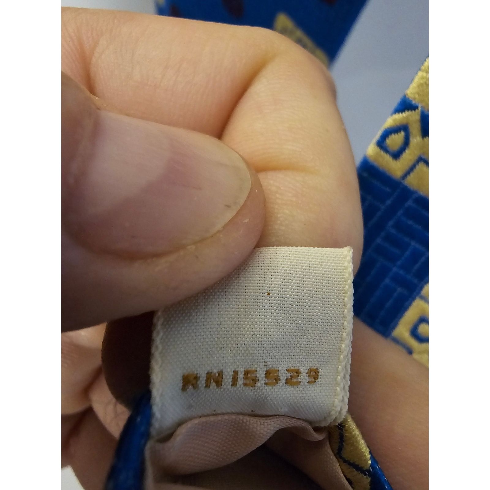 Other Vintage Men's Necktie - Blue w/Yellow Pattern - 58-1/4" x 4" Size ONE SIZE - 5 Thumbnail