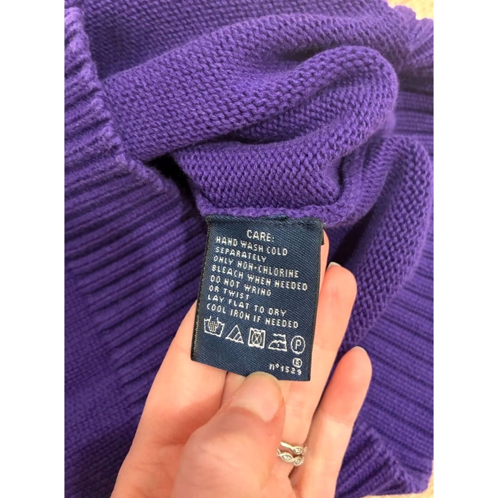Ralph Lauren VINTAGE Ralph Lauren Sport Women’s V-neck Flesh Pony Sweater Cotton Size M Purple Women Pullover M Size M / US 6-8 / IT 42-44 - 5 Thumbnail