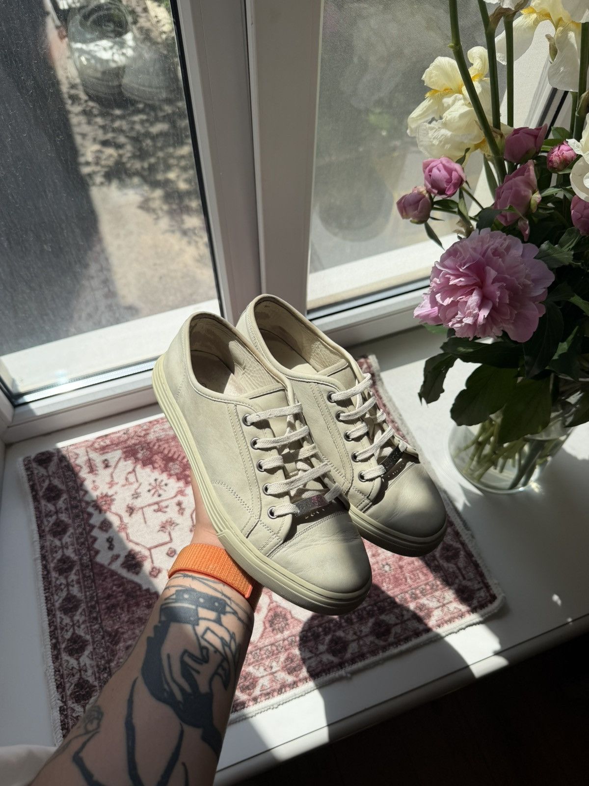 Gucci Gucci Low Top Miro Soft Leather Sneakers Size US 6.5 / EU 39-40 - 11 Thumbnail