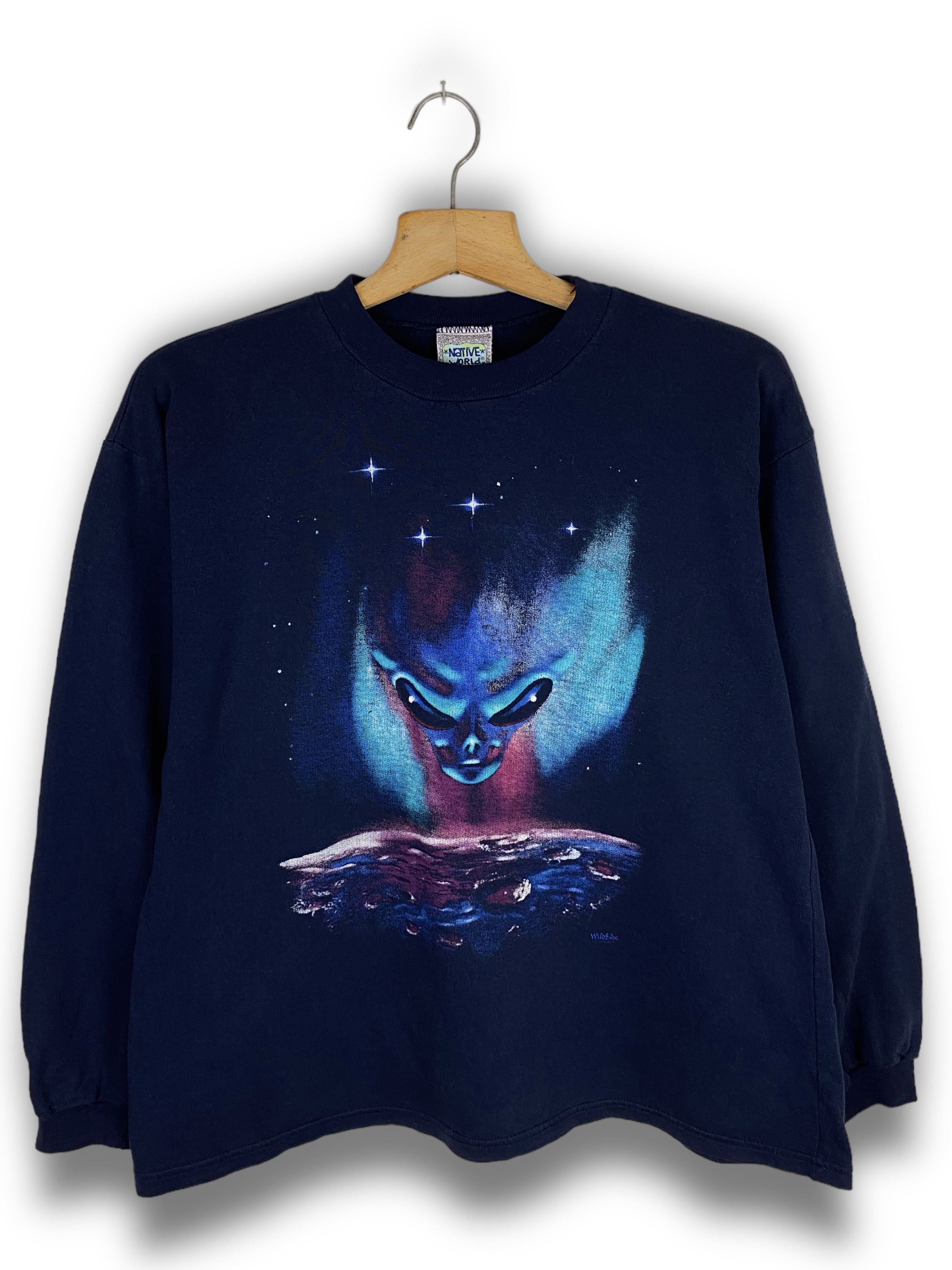 RARE!90s Vintage NATIVE WORLD Alien Y2K Sweatshirt M459