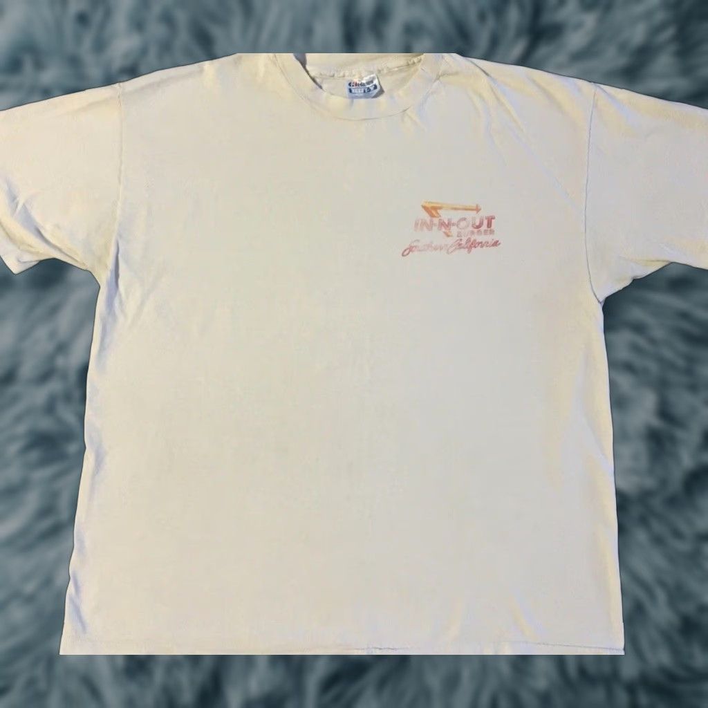 Vintage VINTAGE 90s In N Out Burger Faded Distress Shirt L White Men Short Sleeve T-Shirt USA Mcdonalds Fast Food Surf Grunge 80s Size US L / EU 52-54 / 3 - 1 Thumbnail