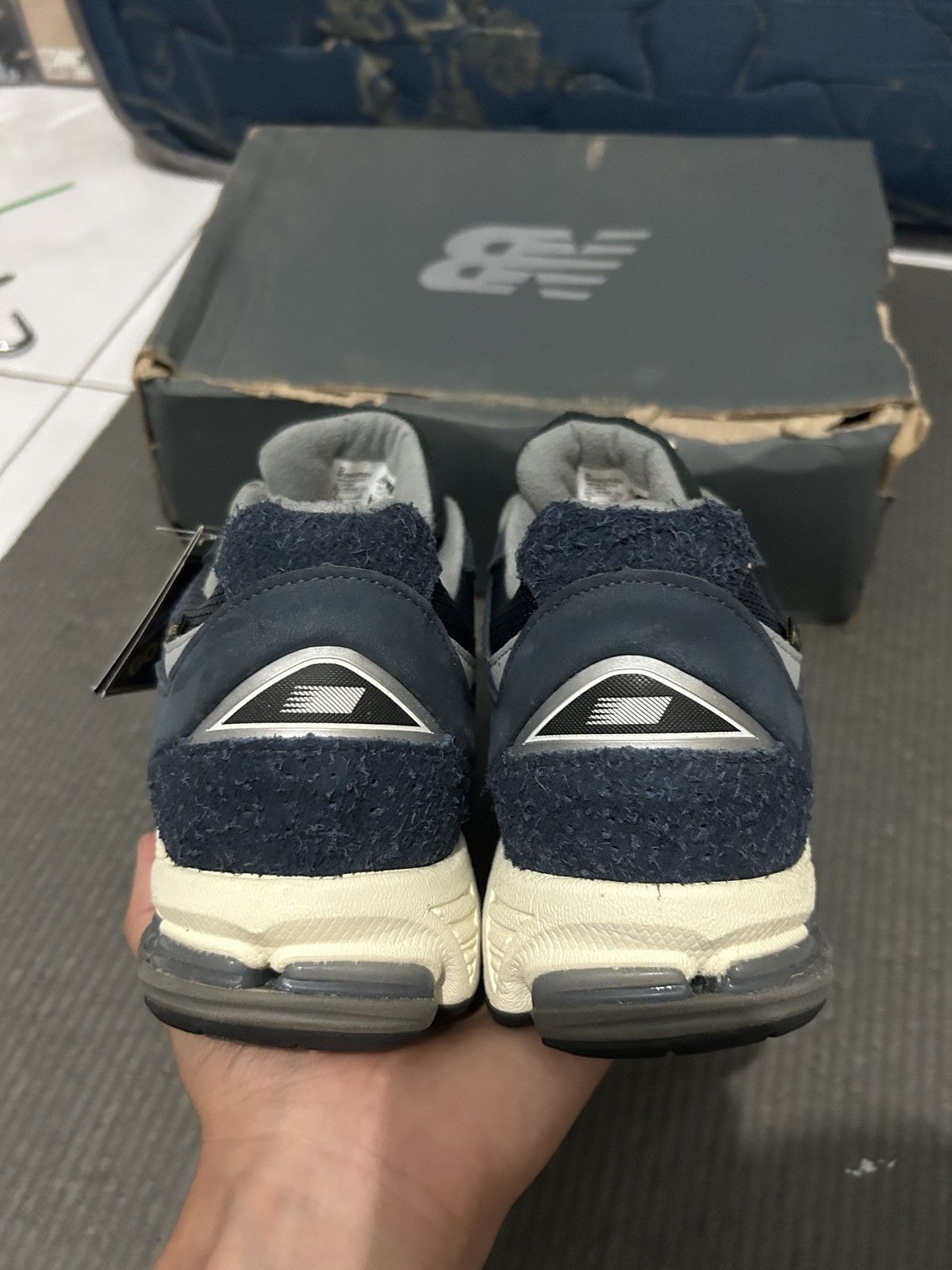 New Balance new balance 2002r invincible Size US 7 / EU 40 - 5 Thumbnail