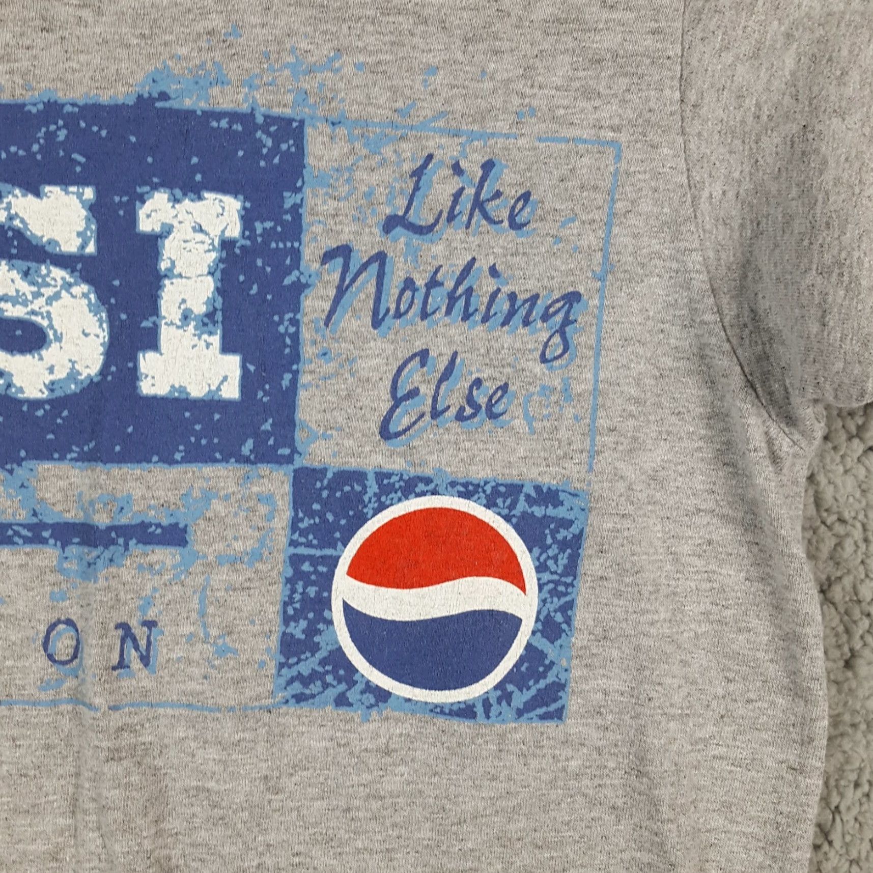 Vintage VINTAGE Pepsi Shirt Men Small Gray Retro 90s Soda Food & Drink Y2K Size US S / EU 44-46 / 1 - 4 Thumbnail