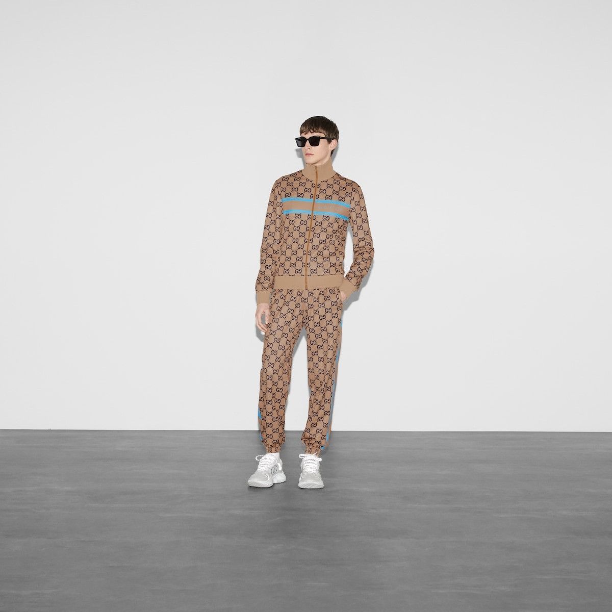 Gucci o1s1wg110925 Technical Jersey GG Print Zipped Jacket Size US XXL / EU 58 / 5 - 2 Thumbnail