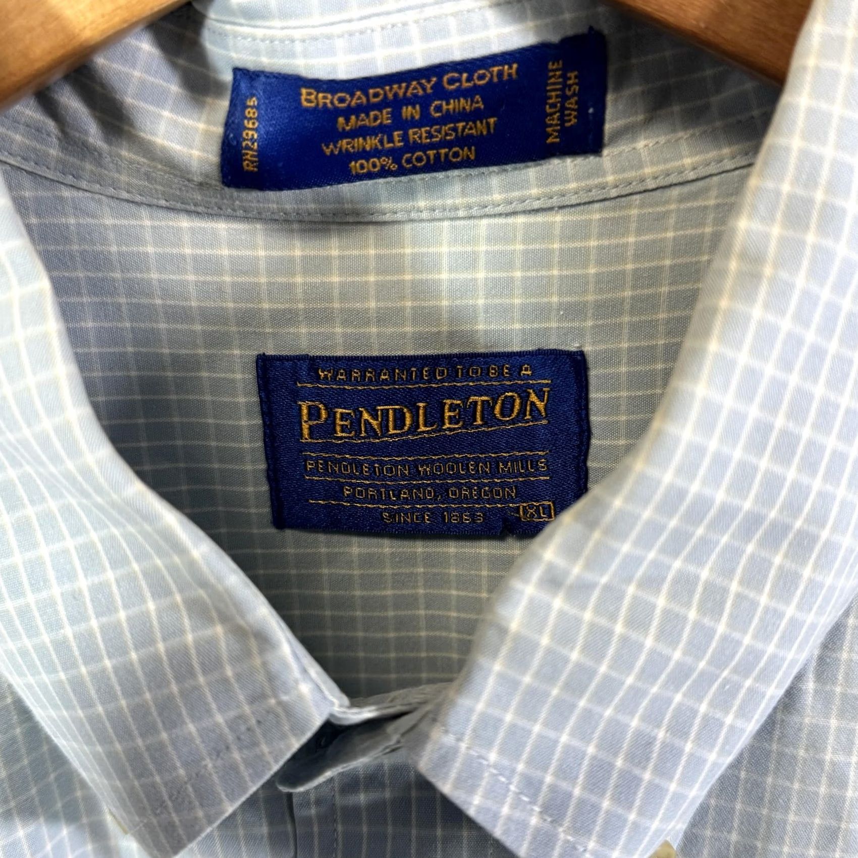 Pendleton VINTAGE Pendleton Shirt Mens XL Blue White Check Broadway Cloth Button Down Cotton Size US XL / EU 56 / 4 - 3 Thumbnail