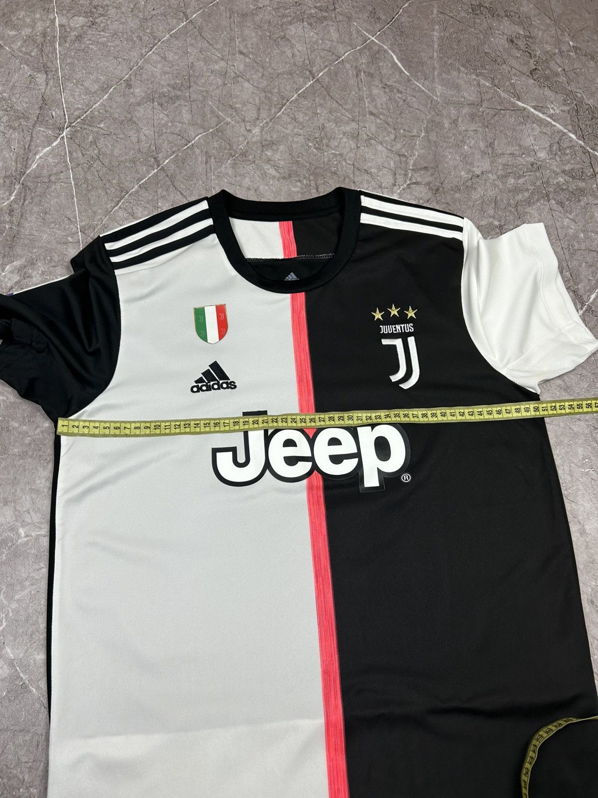 Adidas Juventus 2019/20 De Ligt Home Jersey Size US M / EU 48-50 / 2 - 13 Thumbnail